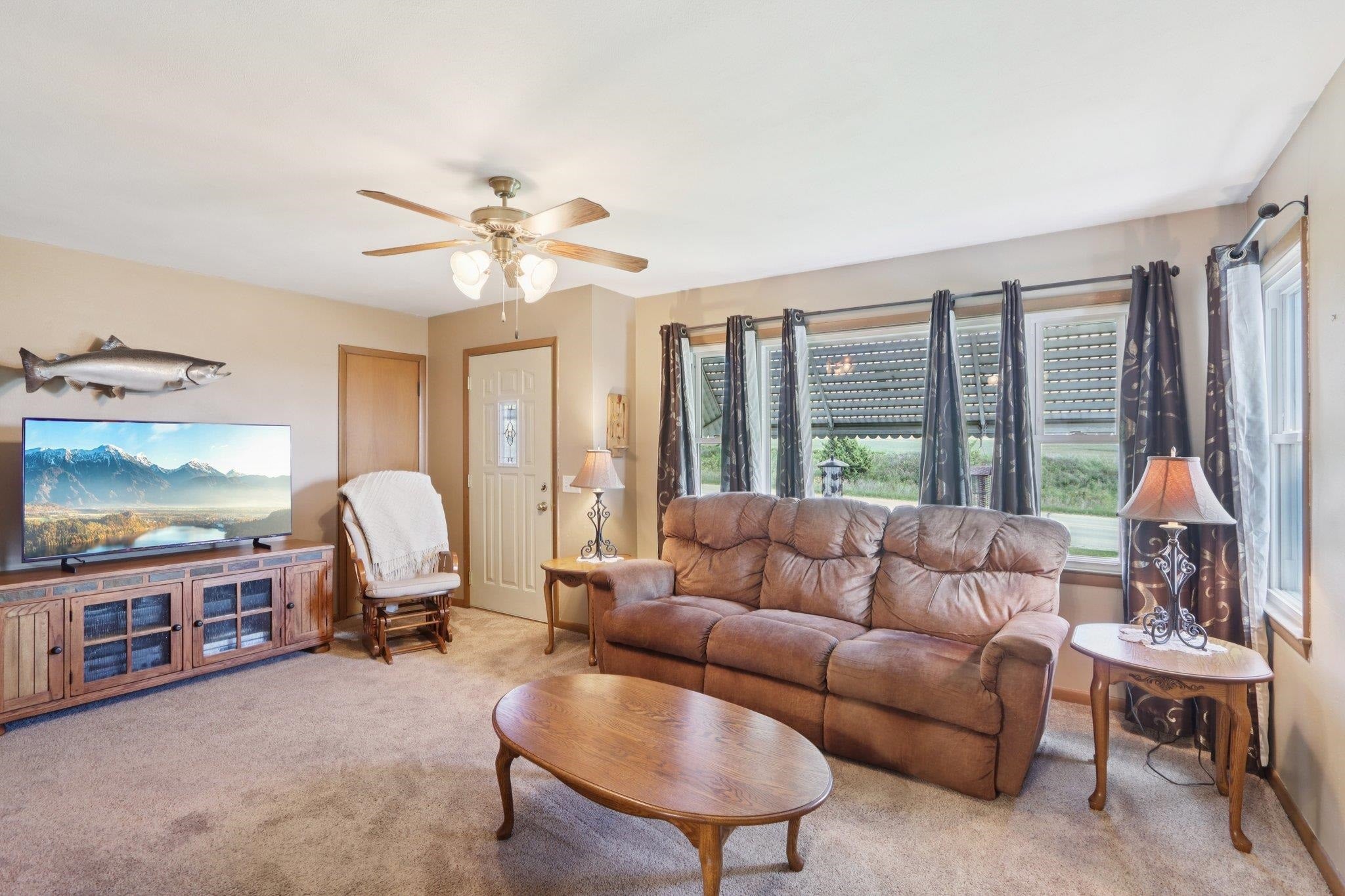 Deforest, Wisconsin, 53532, United States, 3 Bedrooms Bedrooms, ,1 BathroomBathrooms,Residential,Active,1929711