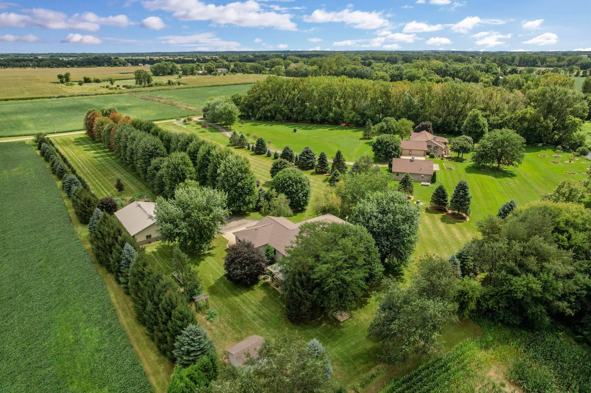 Stoughton, Wisconsin, 53589, United States, 4 Bedrooms Bedrooms, ,3 BathroomsBathrooms,Residential,Active,1929697
