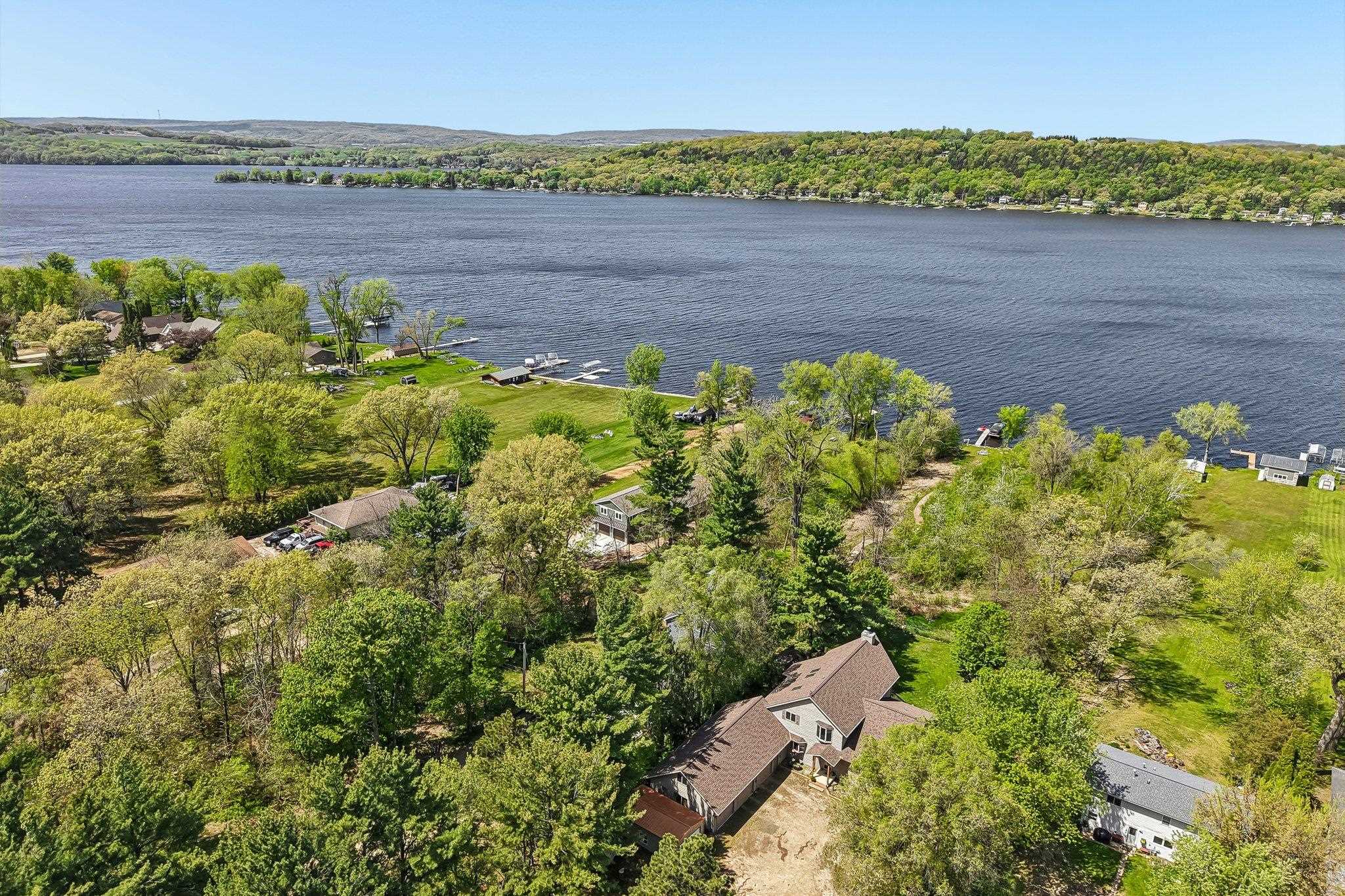 Poynette, Wisconsin, 53955, United States, 4 Bedrooms Bedrooms, ,3 BathroomsBathrooms,Residential,Active,2051983