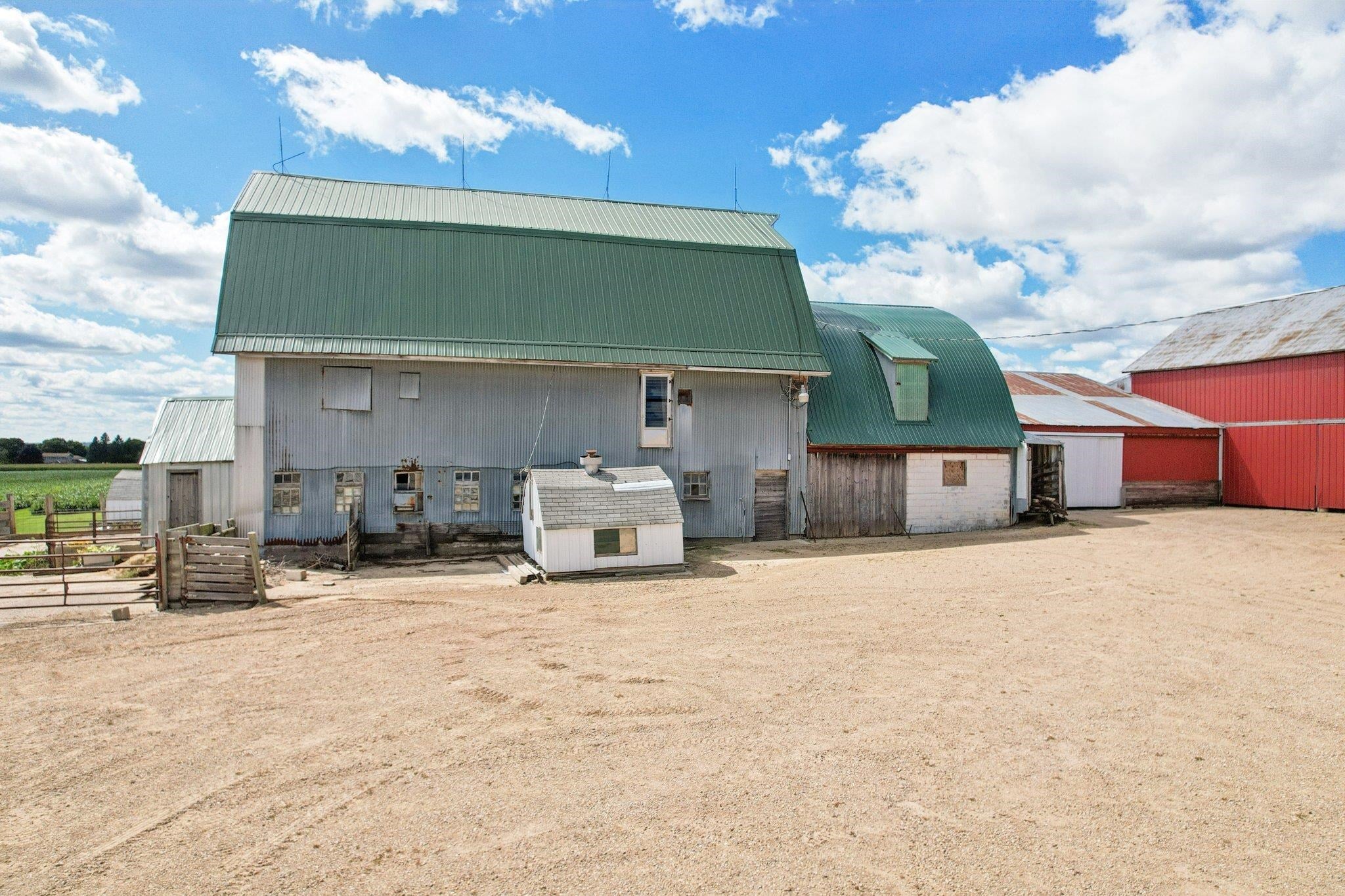 Deforest, Wisconsin, 53532, United States, 3 Bedrooms Bedrooms, ,1 BathroomBathrooms,Residential,Active,1929711