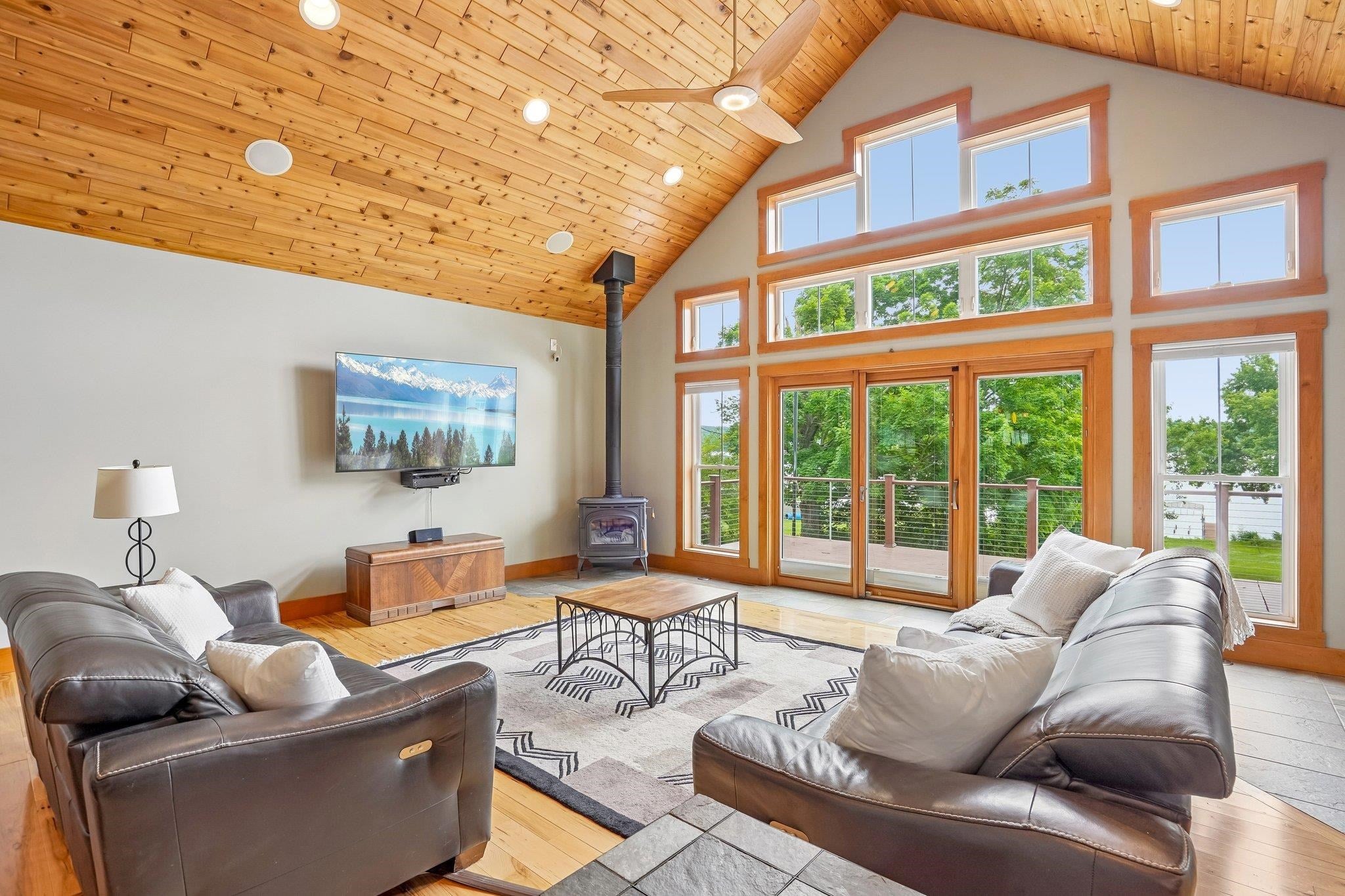 Showings begin Friday 6/12. Experience exceptional waterfront living i – image 8