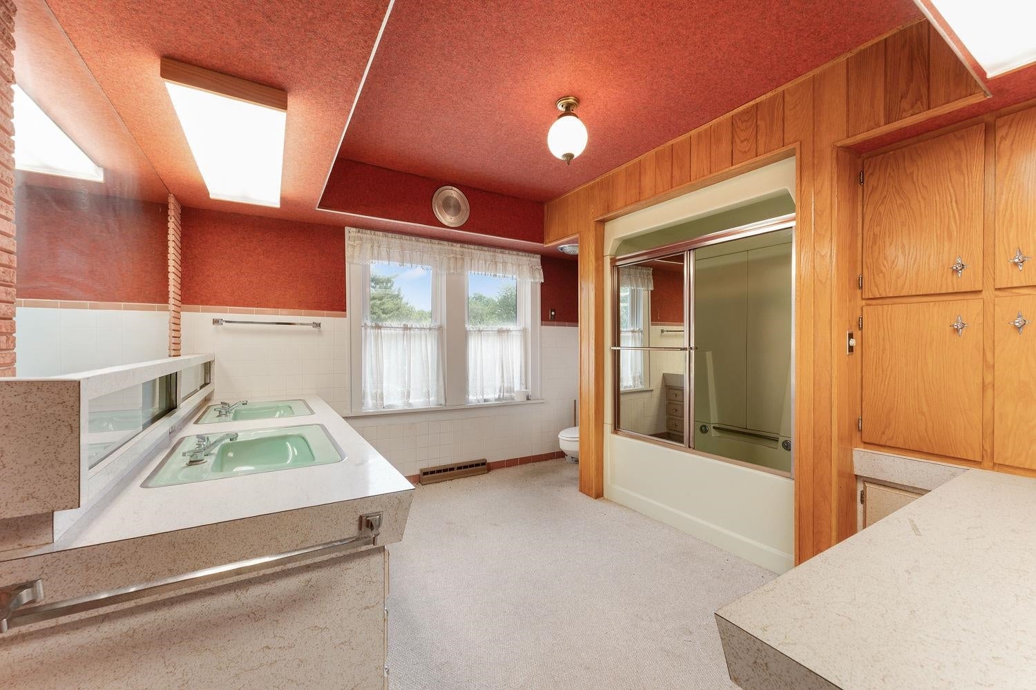 Wisconsin Dells, Wisconsin, 53965, United States, 4 Bedrooms Bedrooms, ,3 BathroomsBathrooms,Residential,Active,1973644