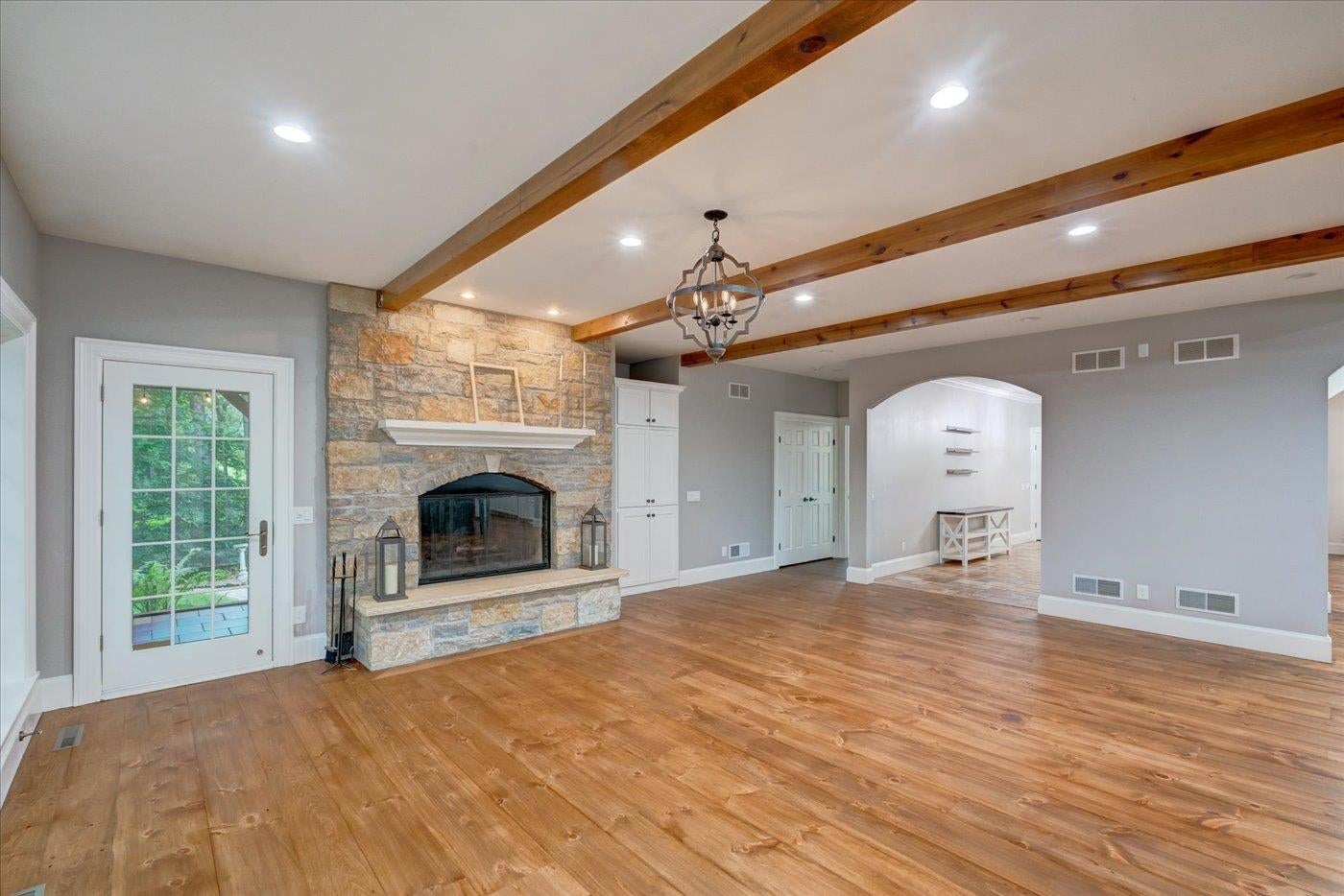 Verona, Wisconsin, 53593, United States, 5 Bedrooms Bedrooms, ,4 BathroomsBathrooms,Residential,Active,1913017