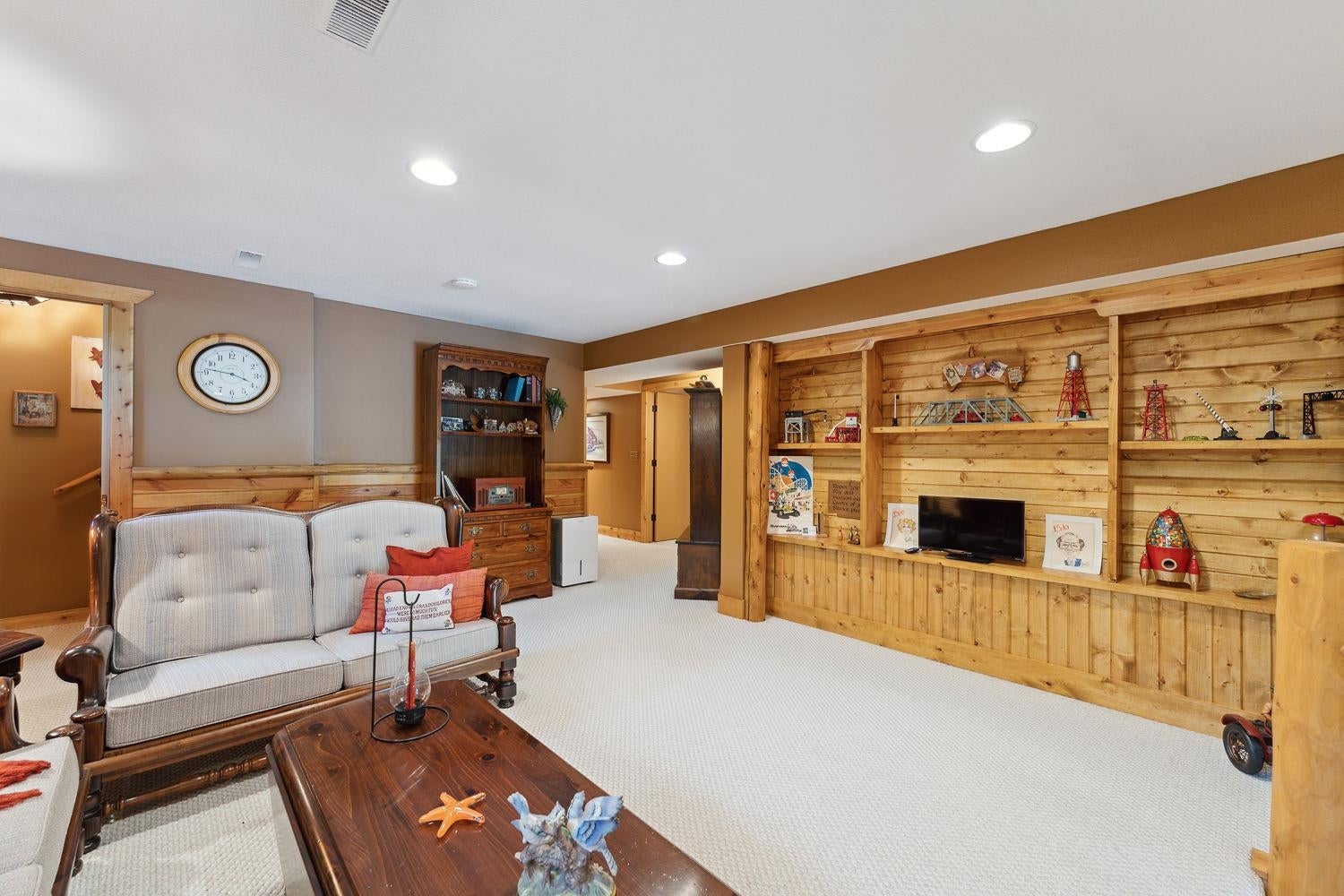 La Valle, Wisconsin, 53941, United States, 3 Bedrooms Bedrooms, ,4 BathroomsBathrooms,Residential,Active,1898021