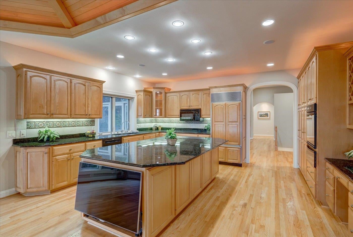 Verona, Wisconsin, 53593, United States, 4 Bedrooms Bedrooms, ,4 BathroomsBathrooms,Residential,Active,1953703