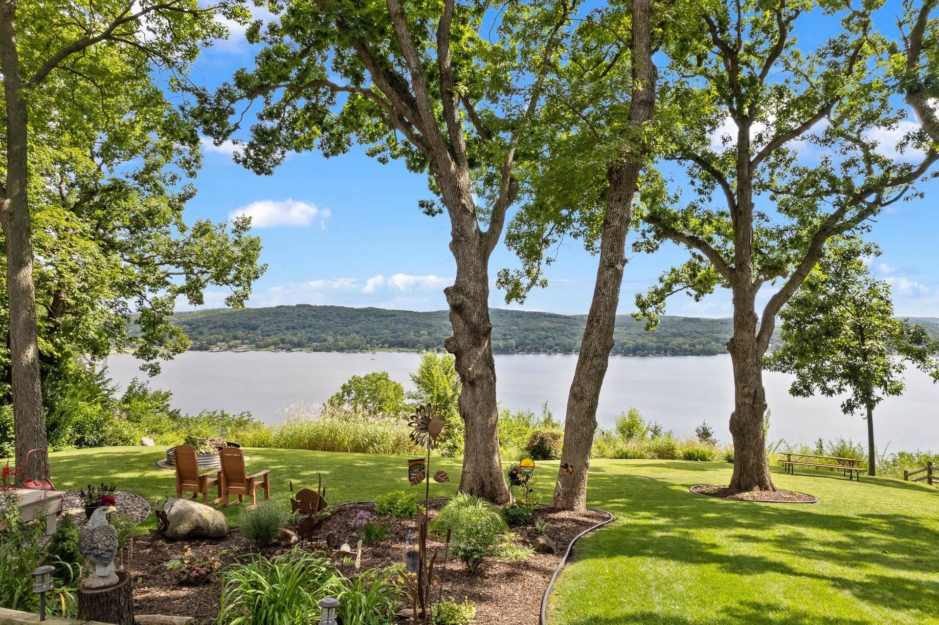 Poynette, Wisconsin, 53955, United States, 3 Bedrooms Bedrooms, ,4 BathroomsBathrooms,Residential,Active,1920246