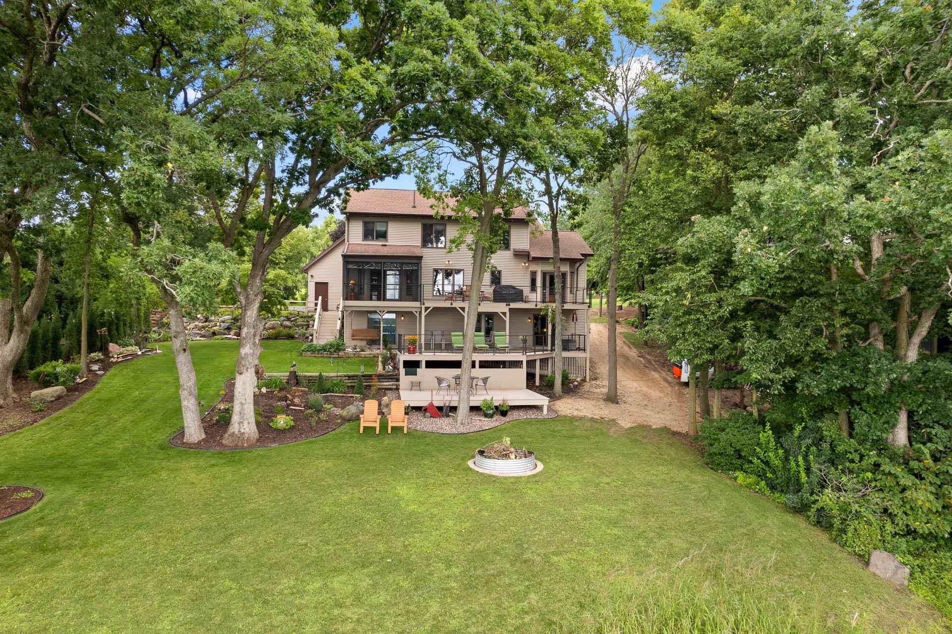Poynette, Wisconsin, 53955, United States, 3 Bedrooms Bedrooms, ,4 BathroomsBathrooms,Residential,Active,1920246