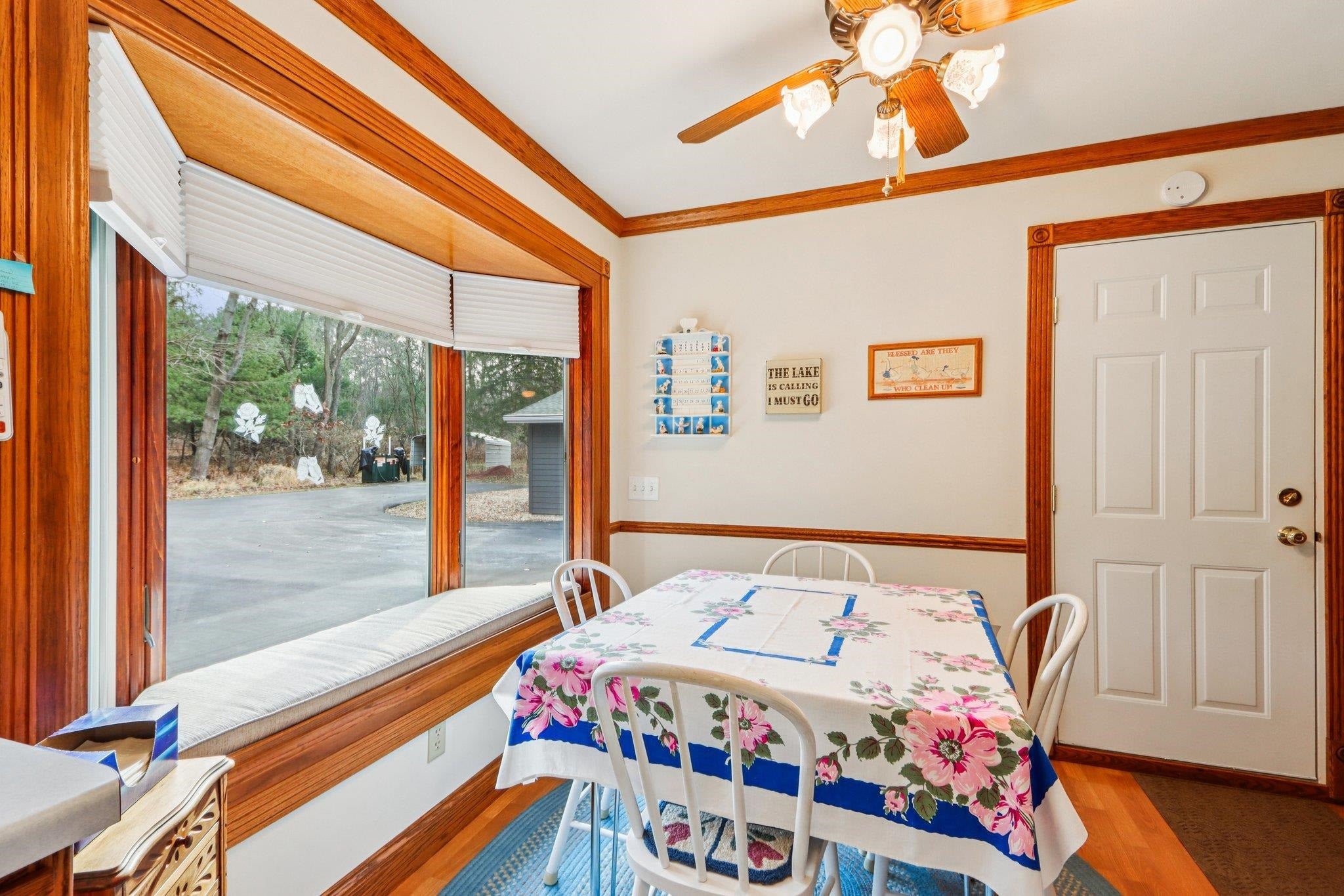 Poynette, Wisconsin, 53955, United States, 4 Bedrooms Bedrooms, ,2 BathroomsBathrooms,Residential,Active,1997880