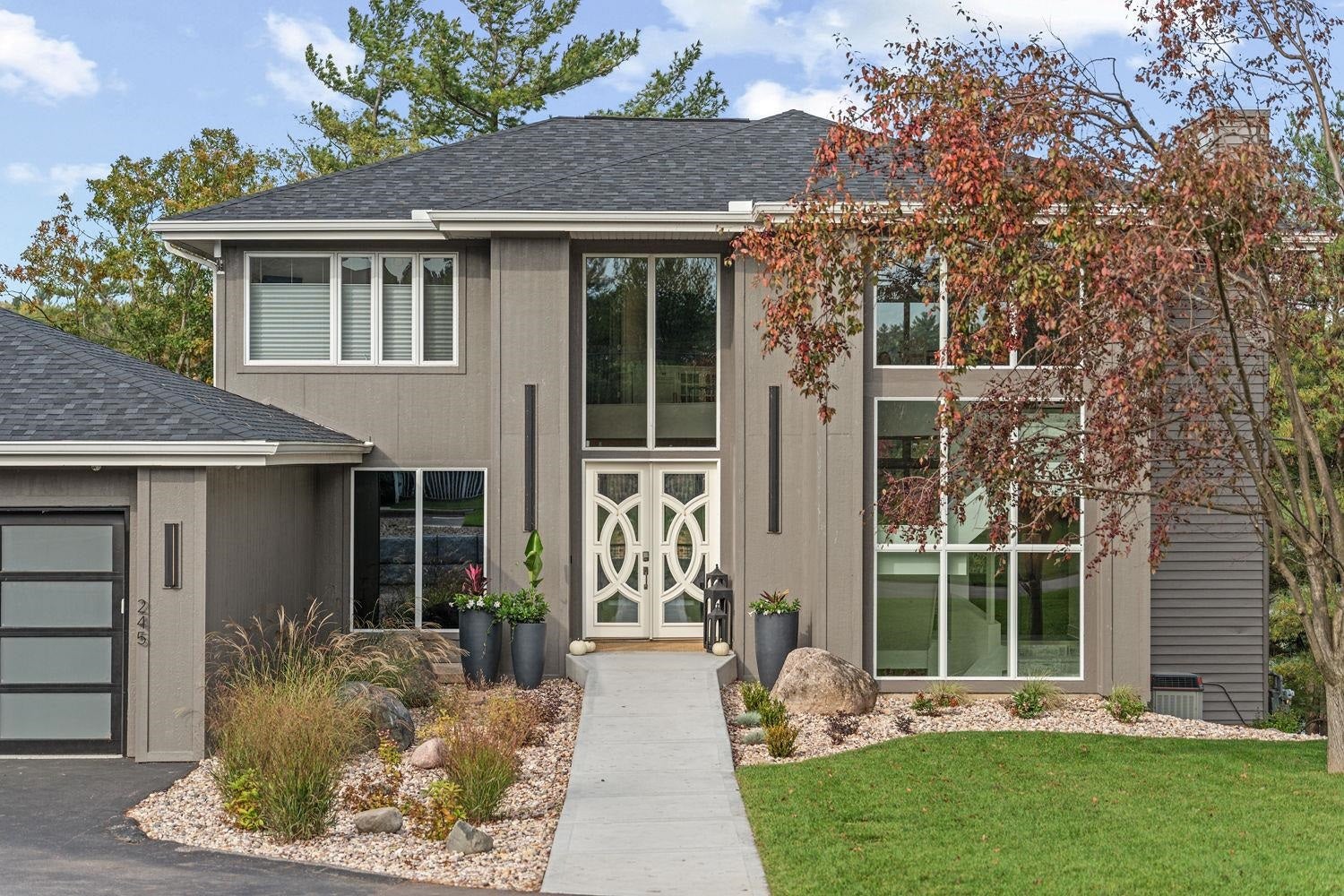 Wisconsin Dells, Wisconsin, 53965, United States, 3 Bedrooms Bedrooms, ,4 BathroomsBathrooms,Residential,Active,1968402