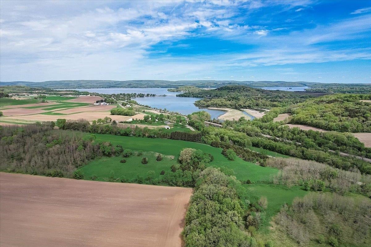 Lodi, Wisconsin, 53555, United States, 4 Bedrooms Bedrooms, ,2 BathroomsBathrooms,Residential,Contingent,2007323