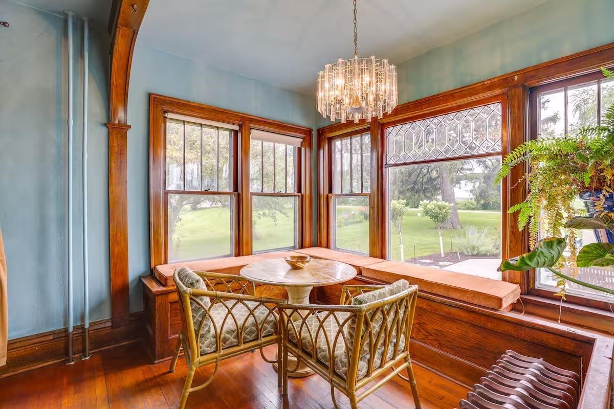 Enjoy rural living from this 5 bedroom 2 bath 3000 square foot beauty – image 25