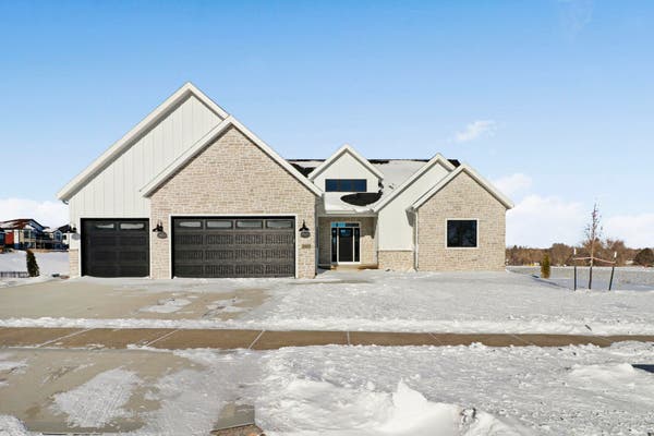 2993 LONDON AVE, COTTAGE GROVE, WI 53527 - Image 982b775d45b41644d94f639cd8b0d47514b5b9a8