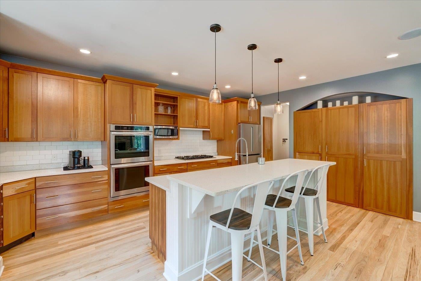 Verona, Wisconsin, 53593, United States, 4 Bedrooms Bedrooms, ,4 BathroomsBathrooms,Residential,Active,1909087