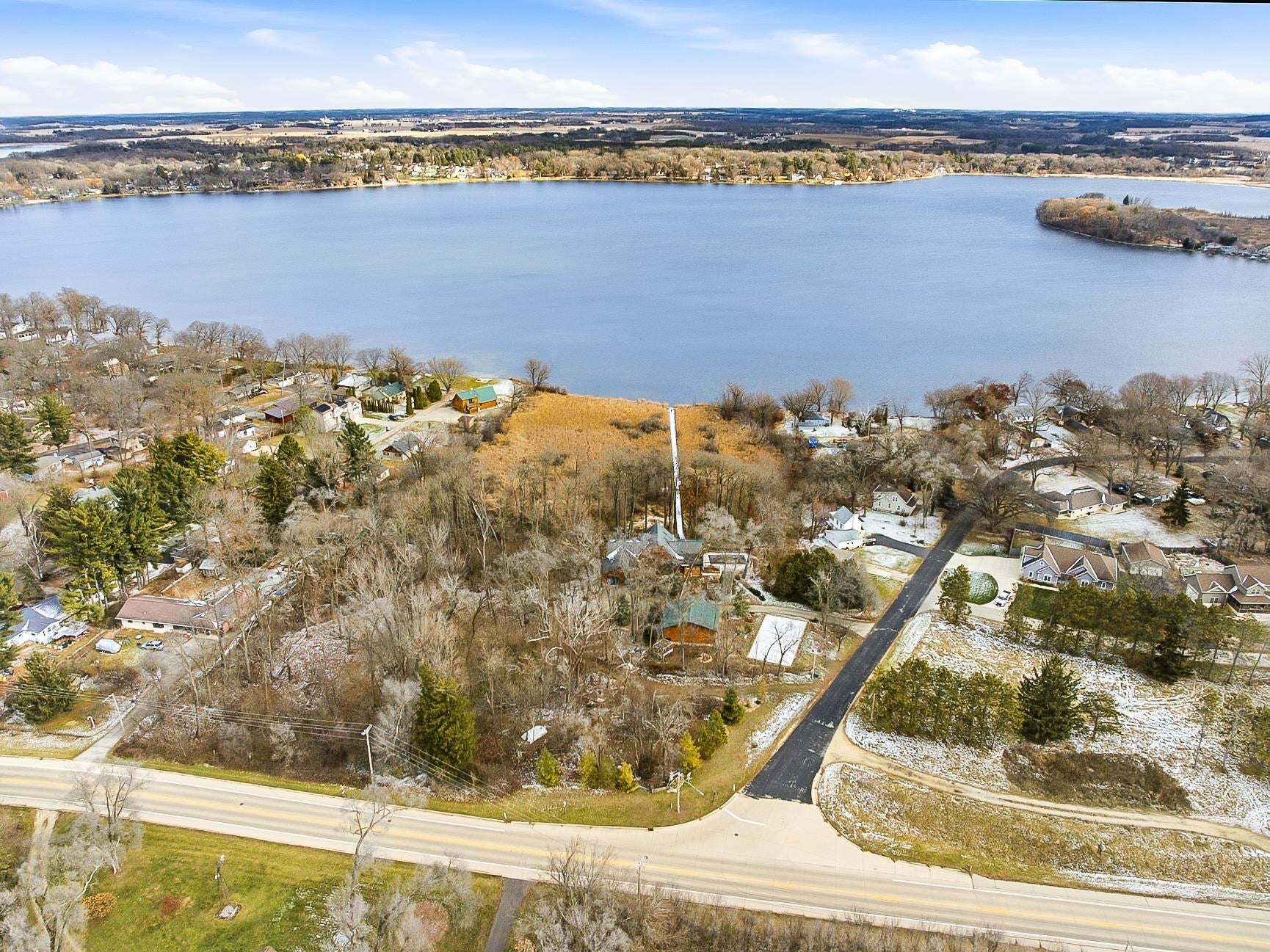 Cambridge, Wisconsin, 53523, United States, 4 Bedrooms Bedrooms, ,4 BathroomsBathrooms,Residential,Active,2003554