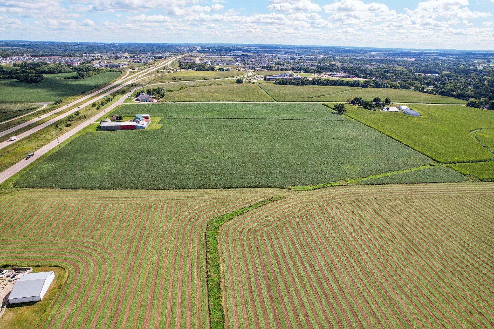 Deforest, Wisconsin, 53532, United States, 3 Bedrooms Bedrooms, ,1 BathroomBathrooms,Residential,Active,1929711