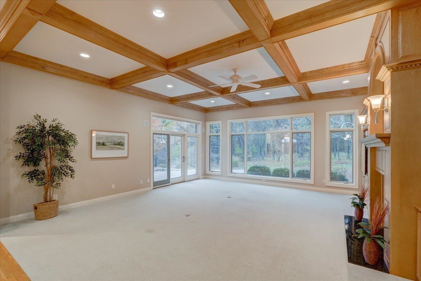 Verona, Wisconsin, 53593, United States, 4 Bedrooms Bedrooms, ,4 BathroomsBathrooms,Residential,Active,1953703