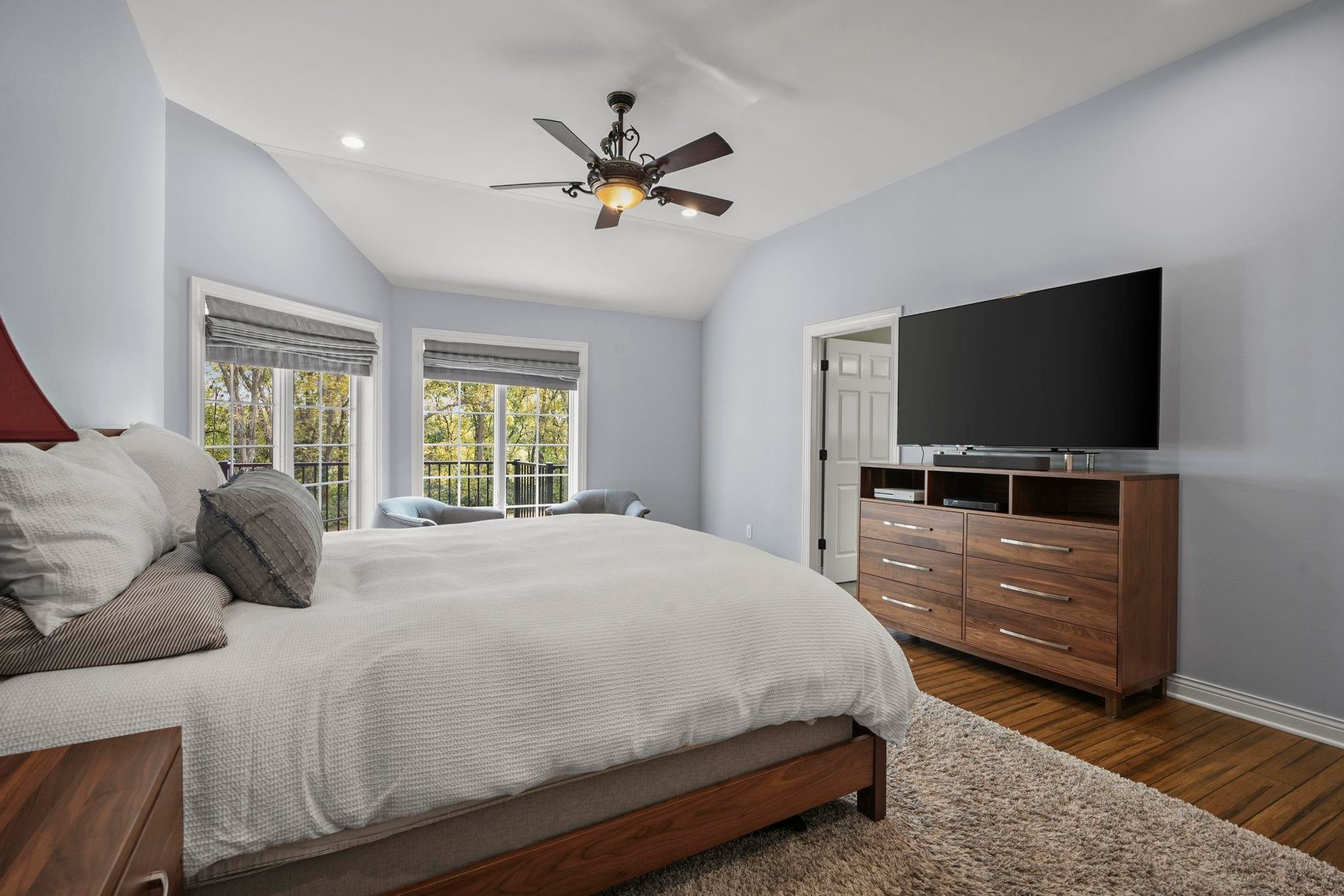 Mineral Point, Wisconsin, 53565, United States, 6 Bedrooms Bedrooms, ,3 BathroomsBathrooms,Residential,Active,1960179