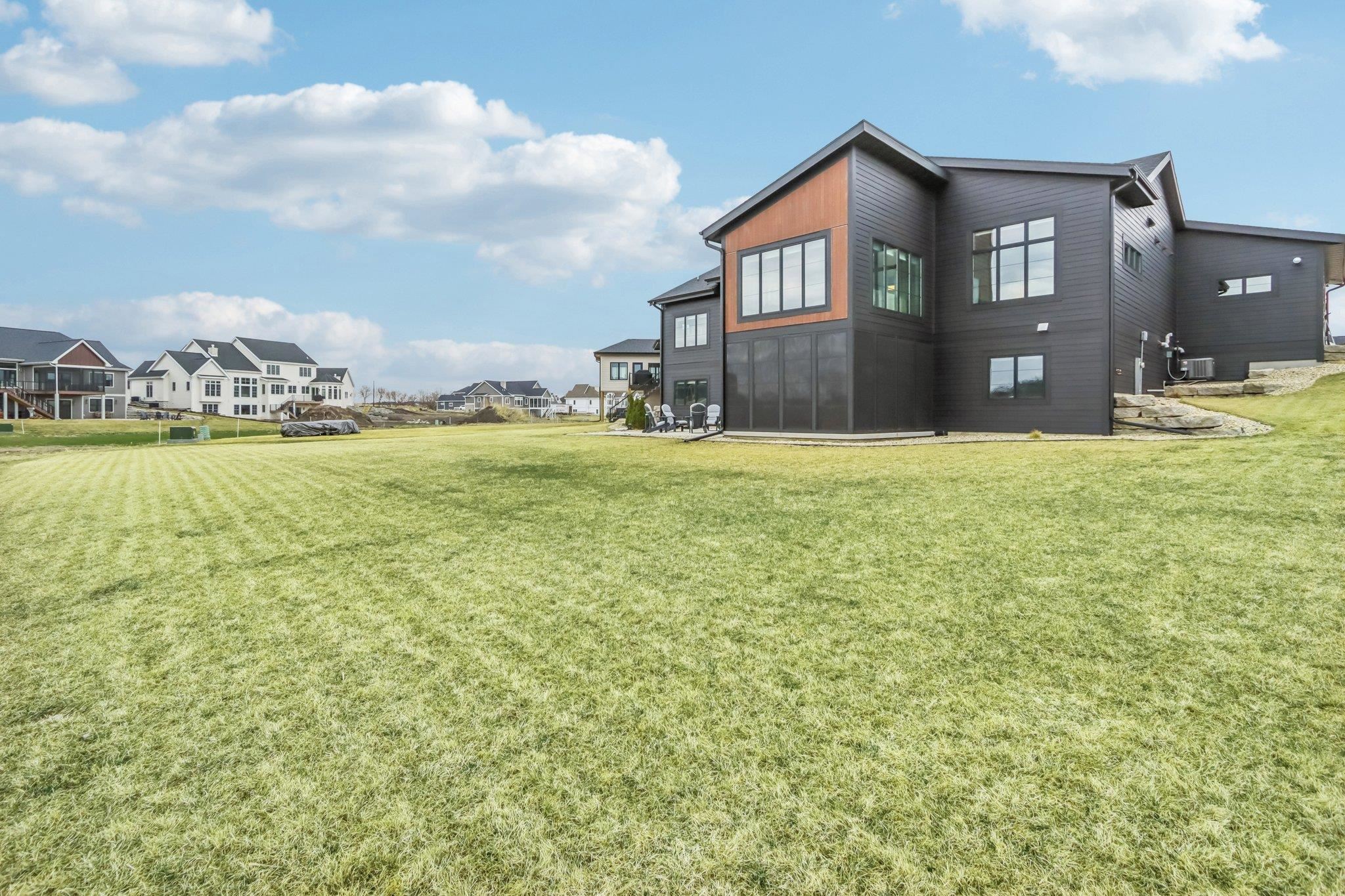 VIEWS OF THE COUNTRYSIDE + BACKS TO CONSERVANCY! IMPECCABLE TWO YEAR O – image 53