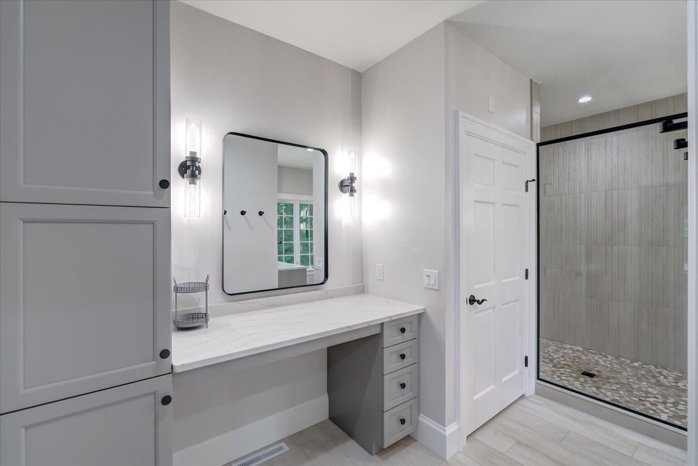 Verona, Wisconsin, 53593, United States, 5 Bedrooms Bedrooms, ,4 BathroomsBathrooms,Residential,Active,1913017