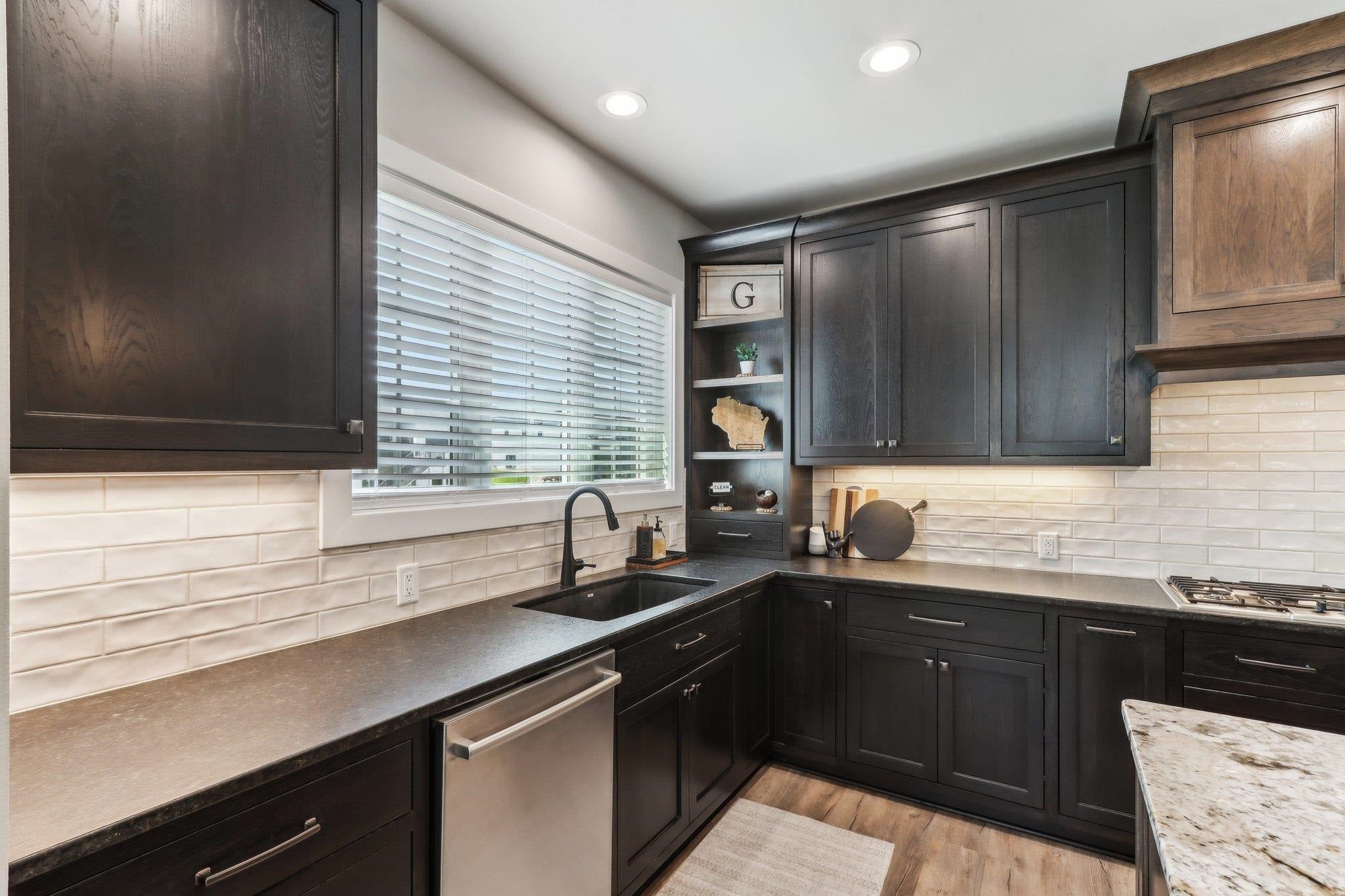 Waunakee, Wisconsin, 53597, United States, 4 Bedrooms Bedrooms, ,4 BathroomsBathrooms,Residential,Active,1892417