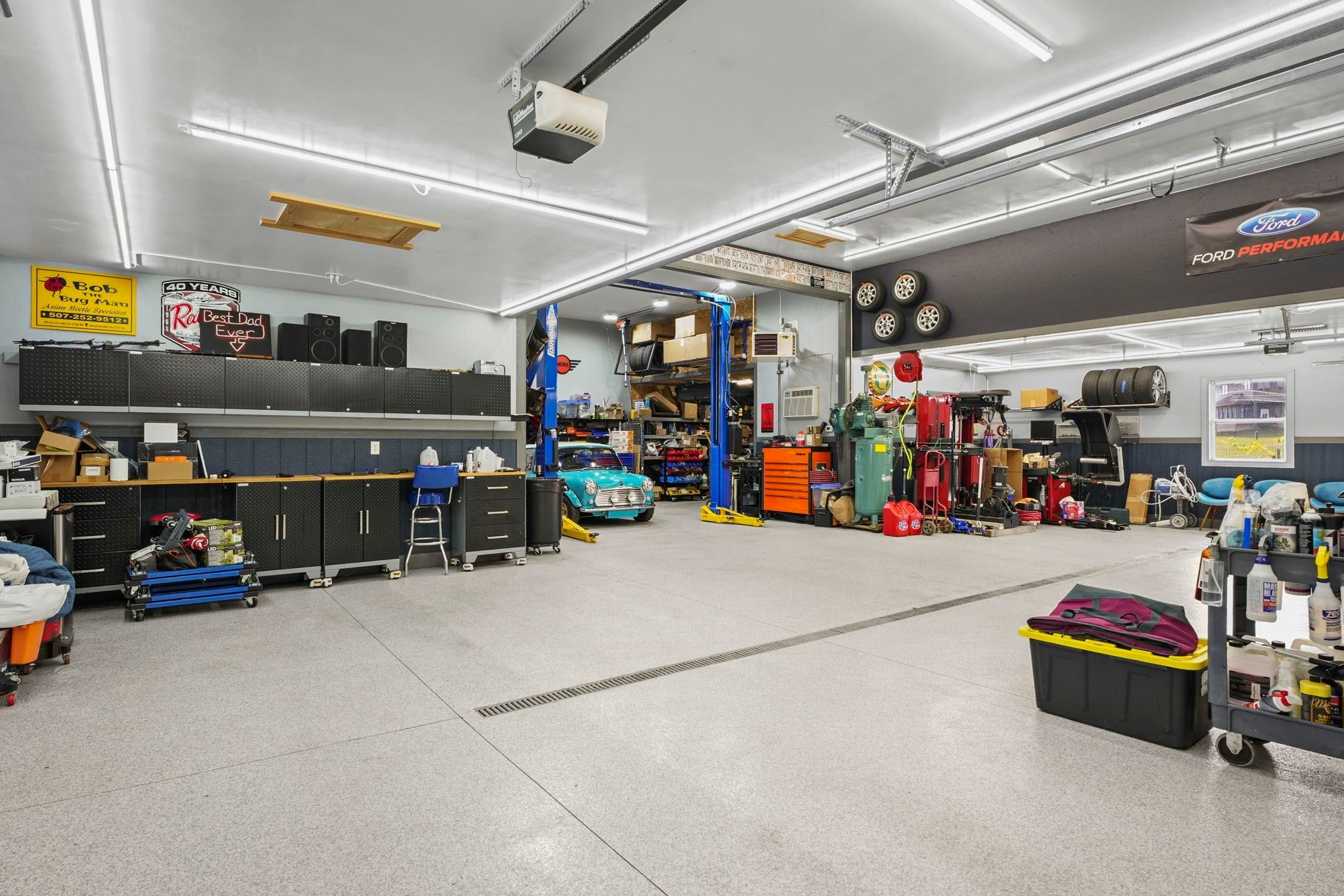 Mineral Point, Wisconsin, 53565, United States, 6 Bedrooms Bedrooms, ,3 BathroomsBathrooms,Residential,Active,1960179