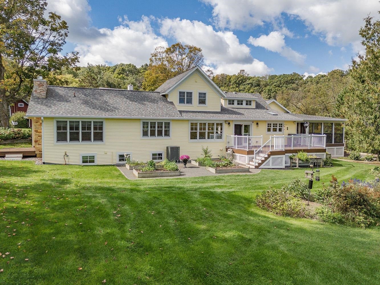 La Valle, Wisconsin, 53941, United States, 3 Bedrooms Bedrooms, ,4 BathroomsBathrooms,Residential,Active,1960140