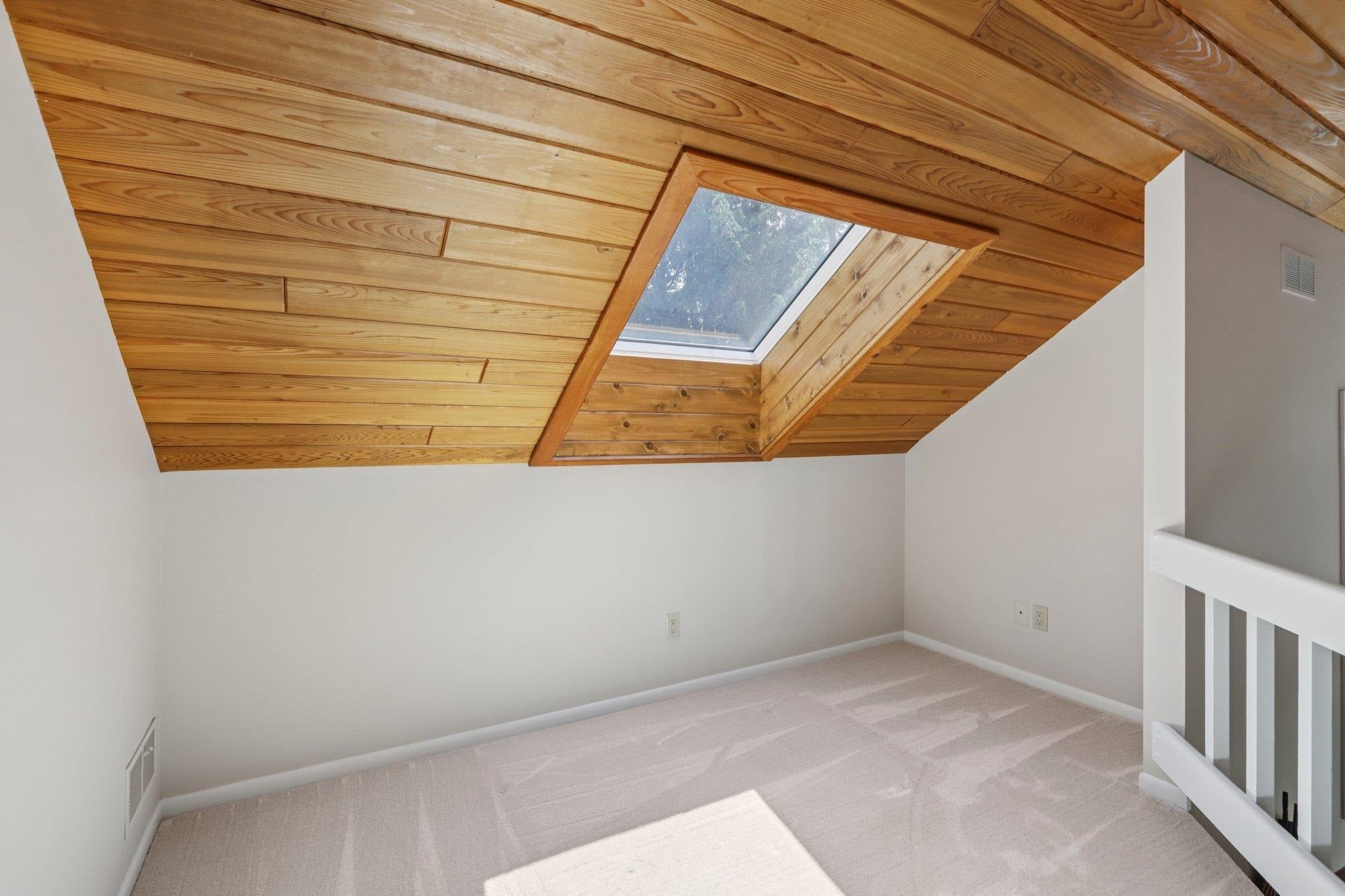 Oregon, Wisconsin, 53575, United States, 4 Bedrooms Bedrooms, ,5 BathroomsBathrooms,Residential,Active,2027819