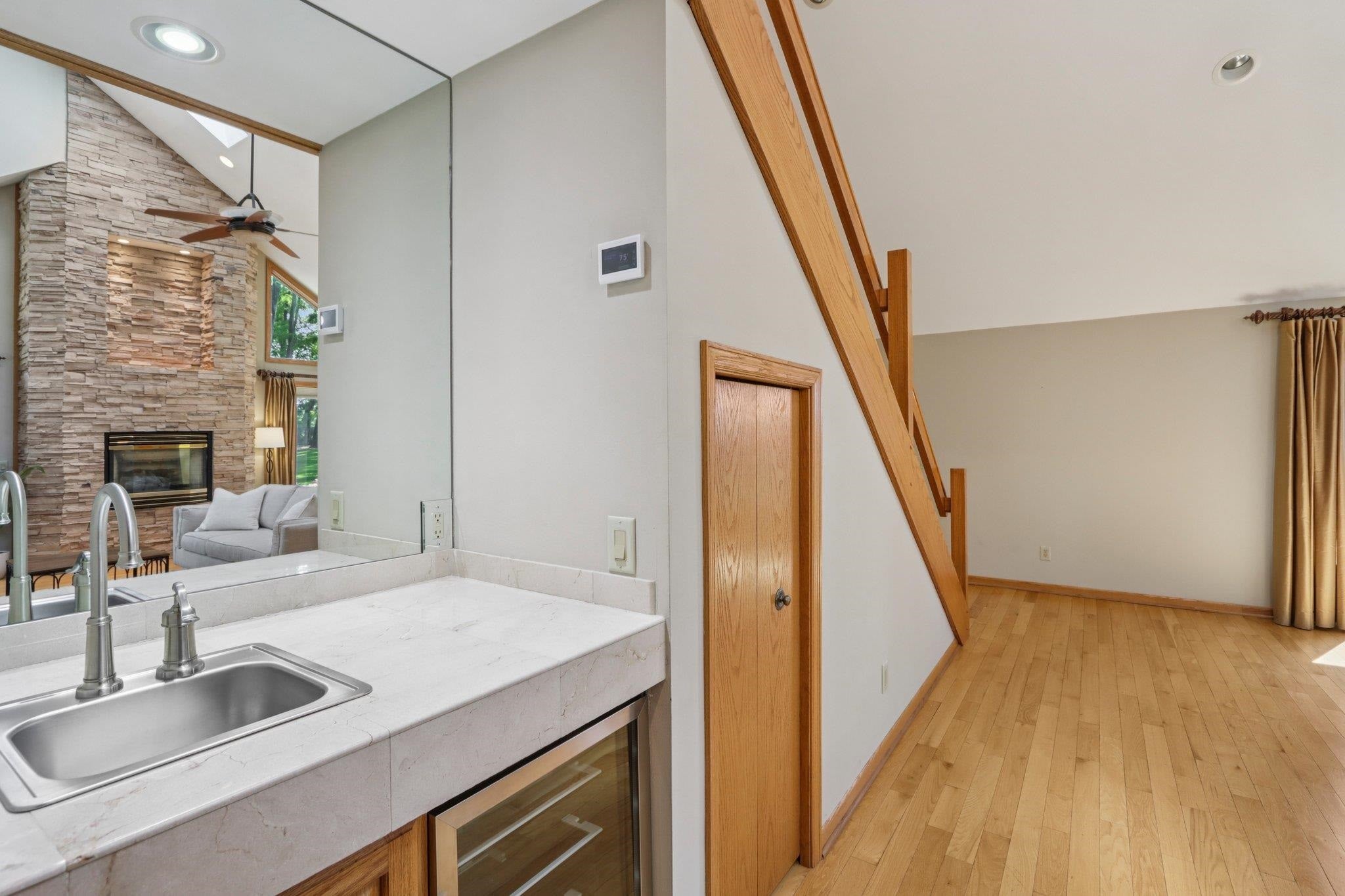 Oregon, Wisconsin, 53575, United States, 4 Bedrooms Bedrooms, ,5 BathroomsBathrooms,Residential,Active,2027819