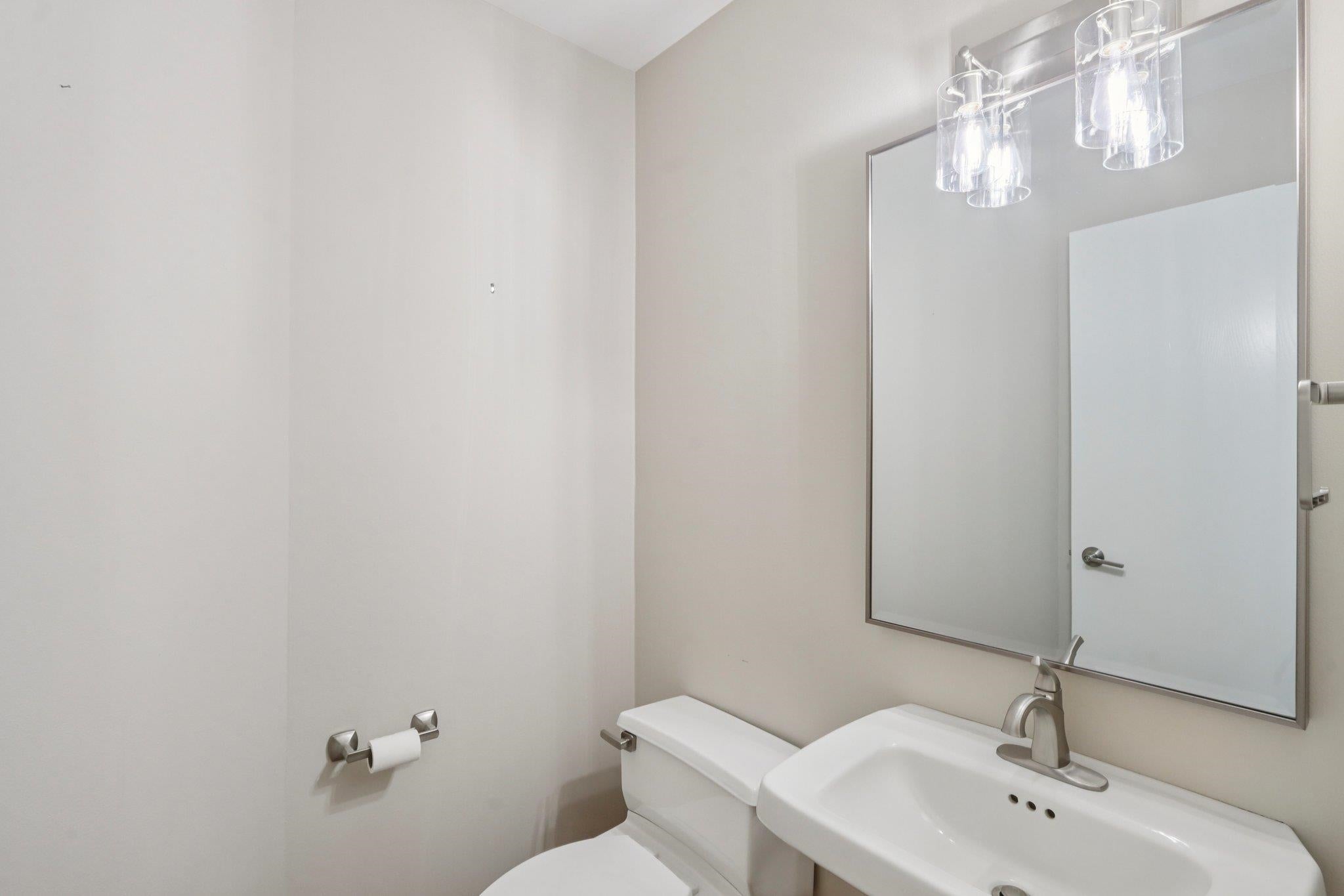 Oregon, Wisconsin, 53575, United States, 4 Bedrooms Bedrooms, ,5 BathroomsBathrooms,Residential,Active,2027819