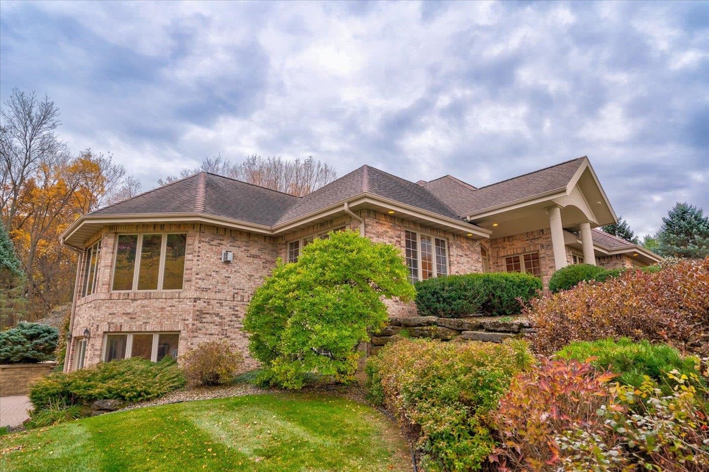 Verona, Wisconsin, 53593, United States, 4 Bedrooms Bedrooms, ,4 BathroomsBathrooms,Residential,Active,1953703