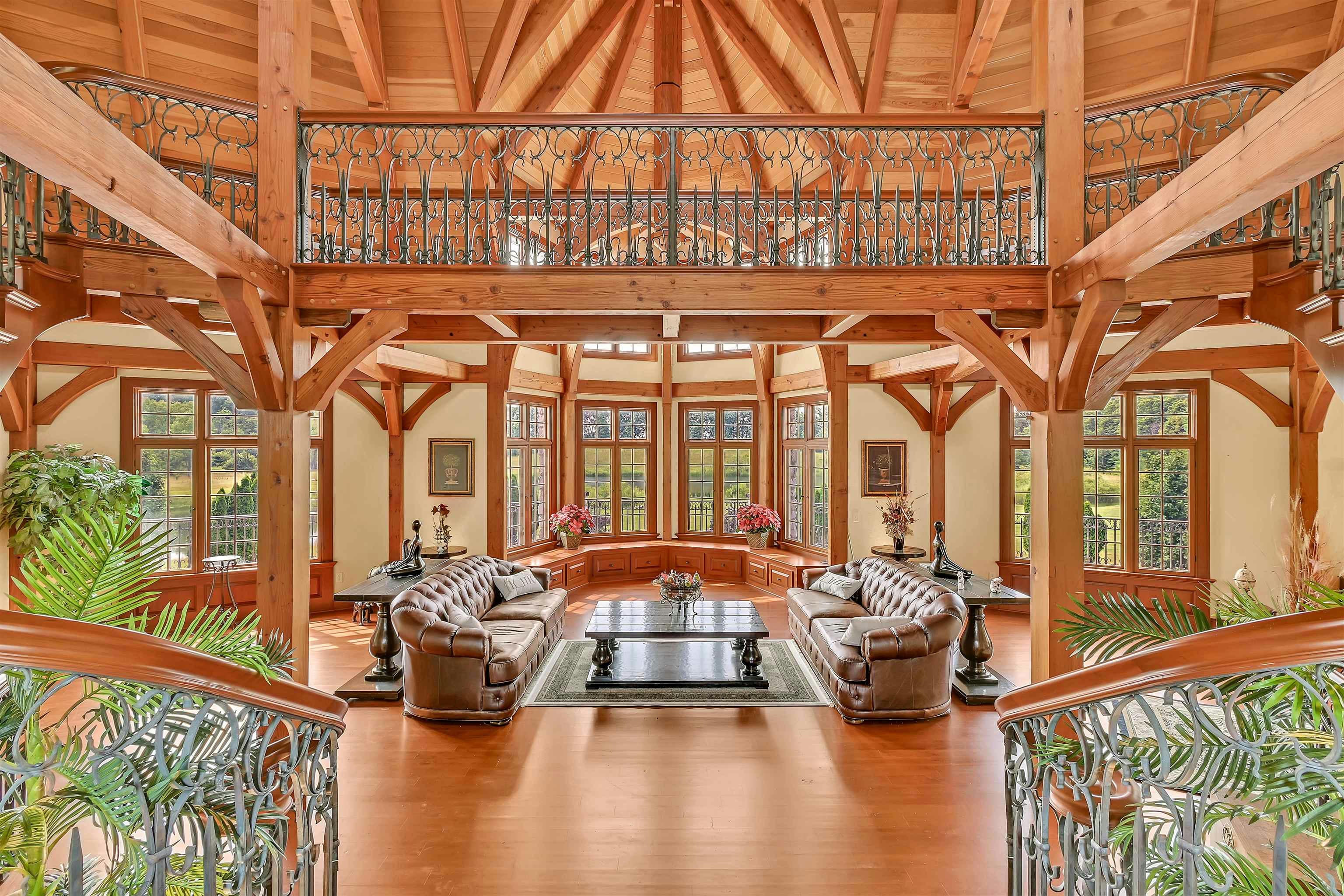 Watertown, Wisconsin, 53098, United States, ,5 BathroomsBathrooms,Residential,Active,1769971