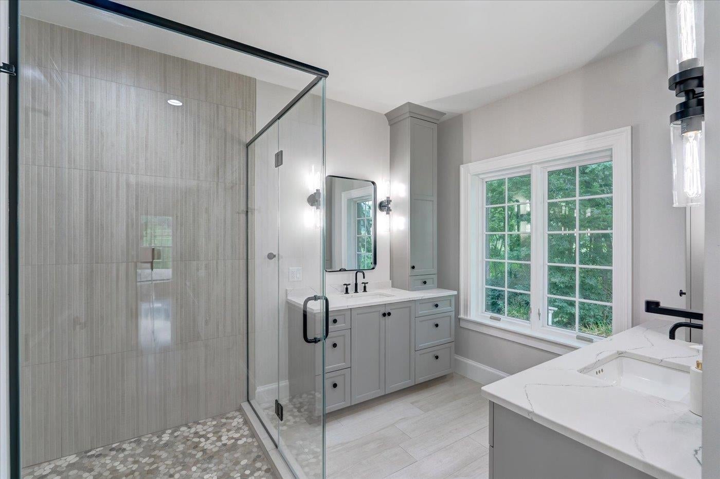 Verona, Wisconsin, 53593, United States, 5 Bedrooms Bedrooms, ,4 BathroomsBathrooms,Residential,Active,1913017