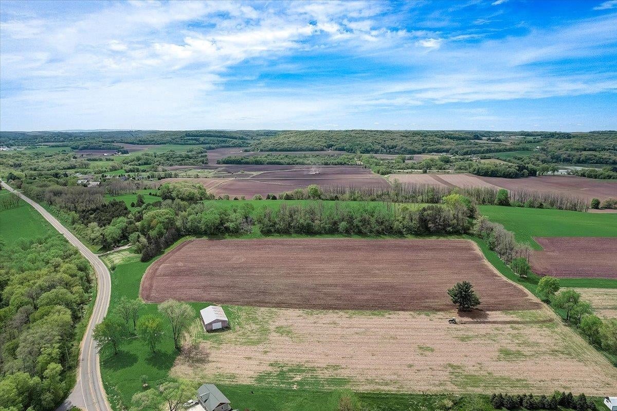 Lodi, Wisconsin, 53555, United States, 4 Bedrooms Bedrooms, ,2 BathroomsBathrooms,Residential,Contingent,2007323