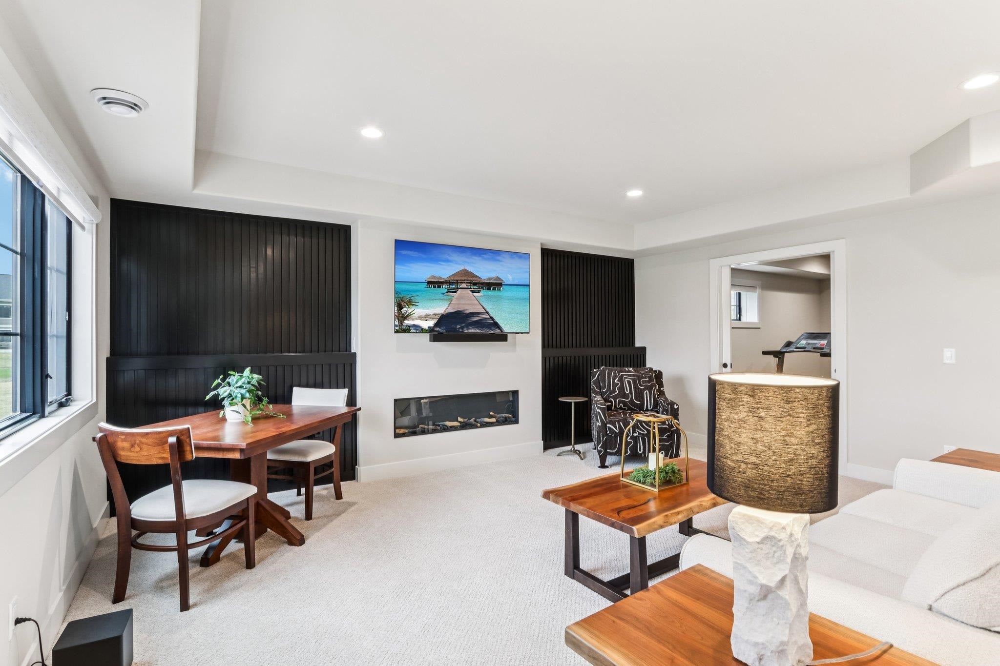 VIEWS OF THE COUNTRYSIDE + BACKS TO CONSERVANCY! IMPECCABLE TWO YEAR O – image 40