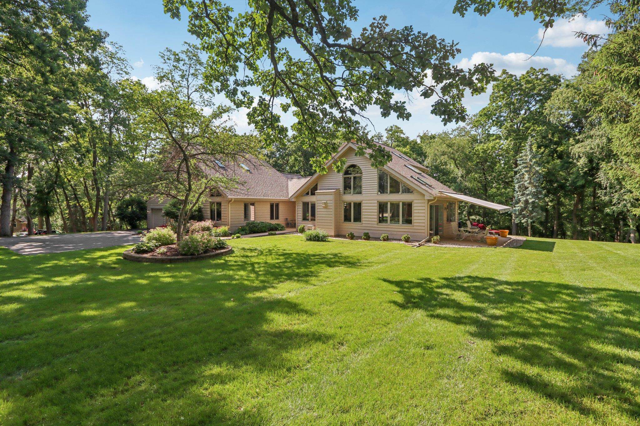 Oregon, Wisconsin, 53575, United States, 4 Bedrooms Bedrooms, ,5 BathroomsBathrooms,Residential,Active,1944090