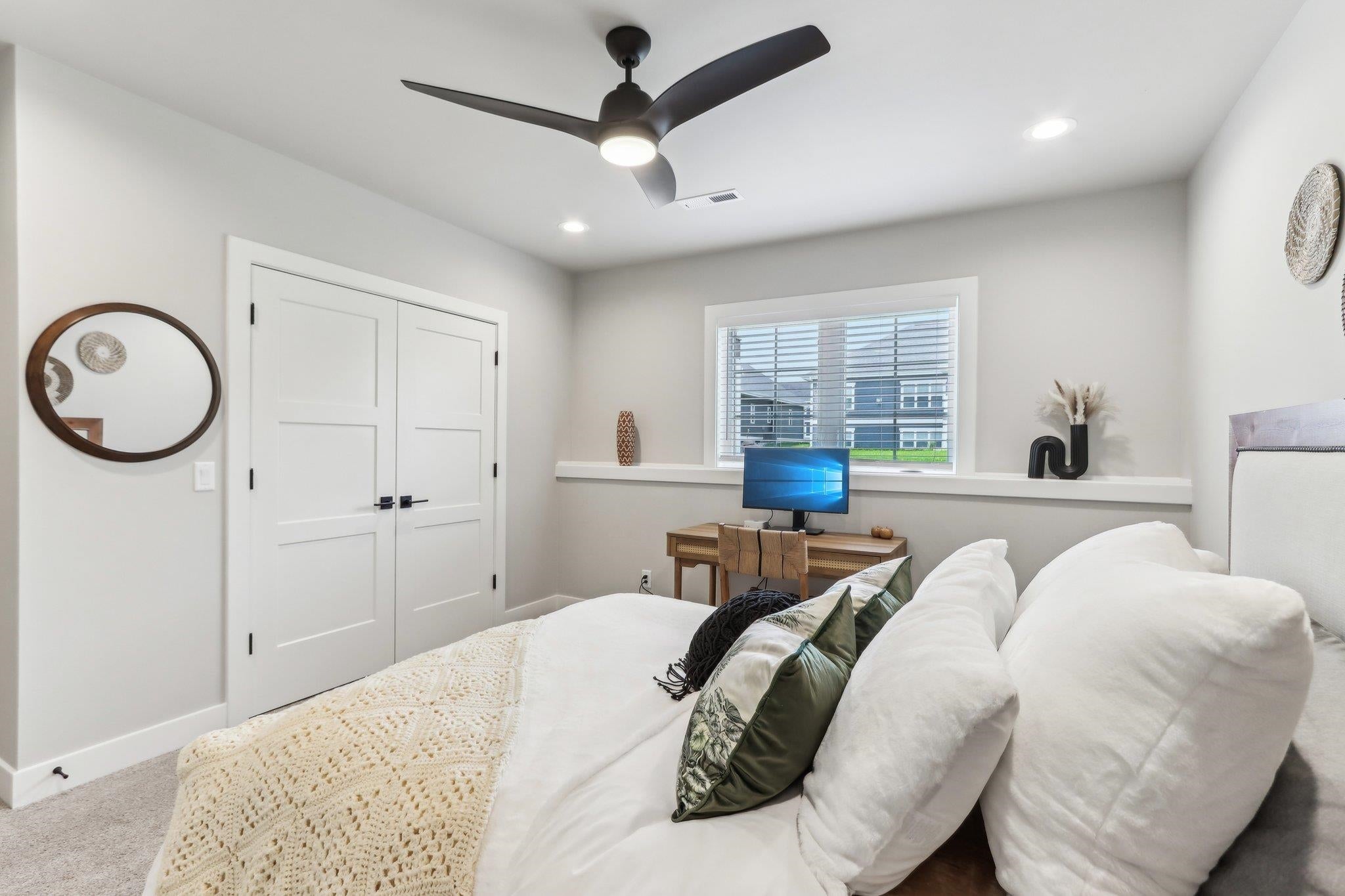 Waunakee, Wisconsin, 53597, United States, 4 Bedrooms Bedrooms, ,4 BathroomsBathrooms,Residential,Active,1892417