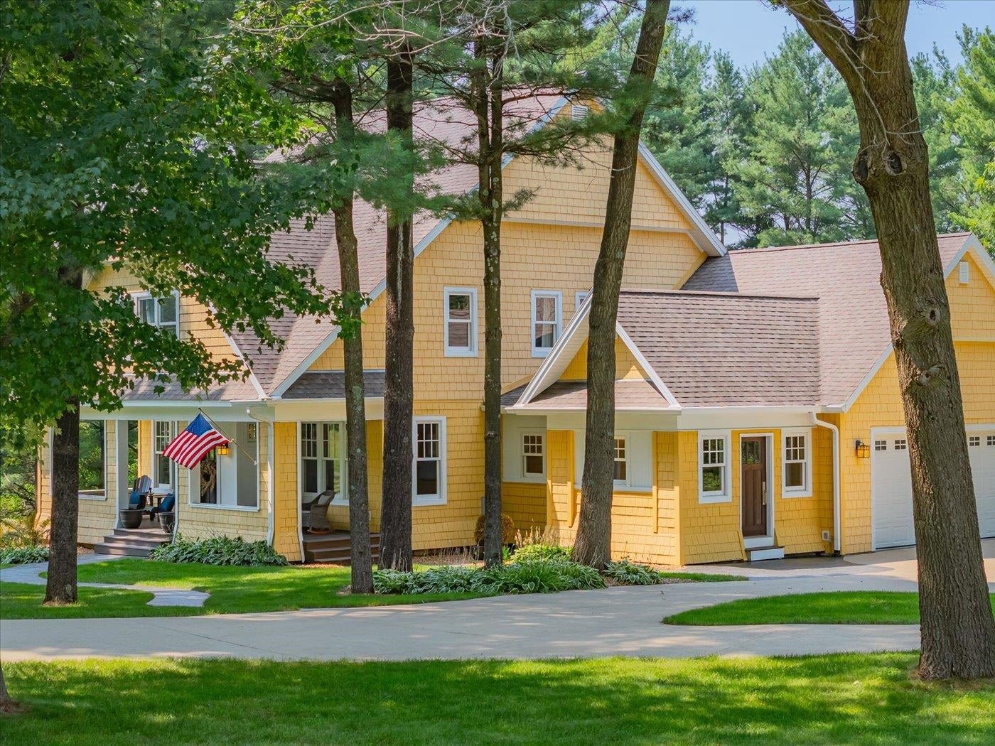 Verona, Wisconsin, 53593, United States, 4 Bedrooms Bedrooms, ,4 BathroomsBathrooms,Residential,Active,1909087