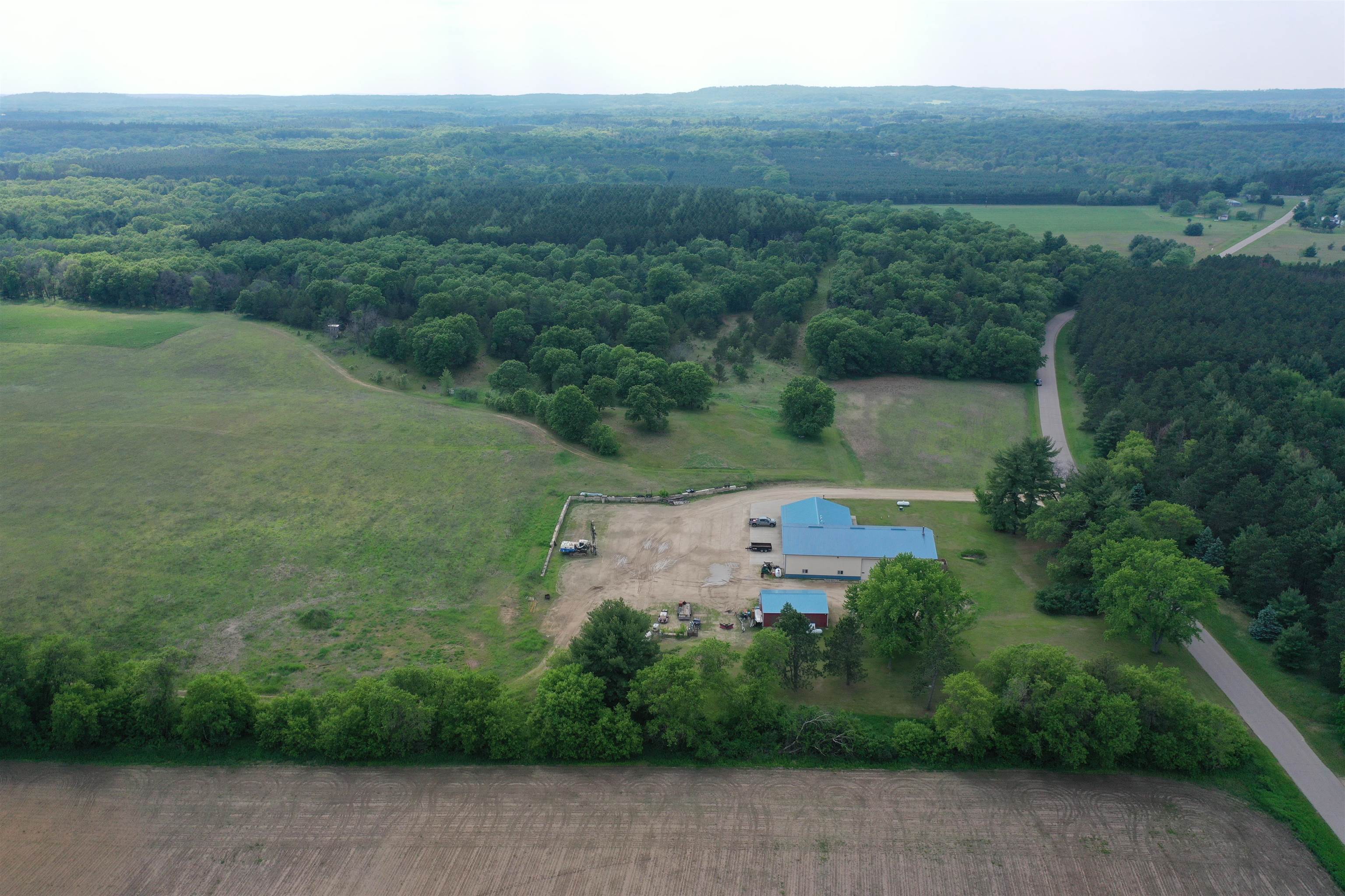 Westfield, Wisconsin, 53964, United States, 4 Bedrooms Bedrooms, ,3 BathroomsBathrooms,Residential,Active,1749304