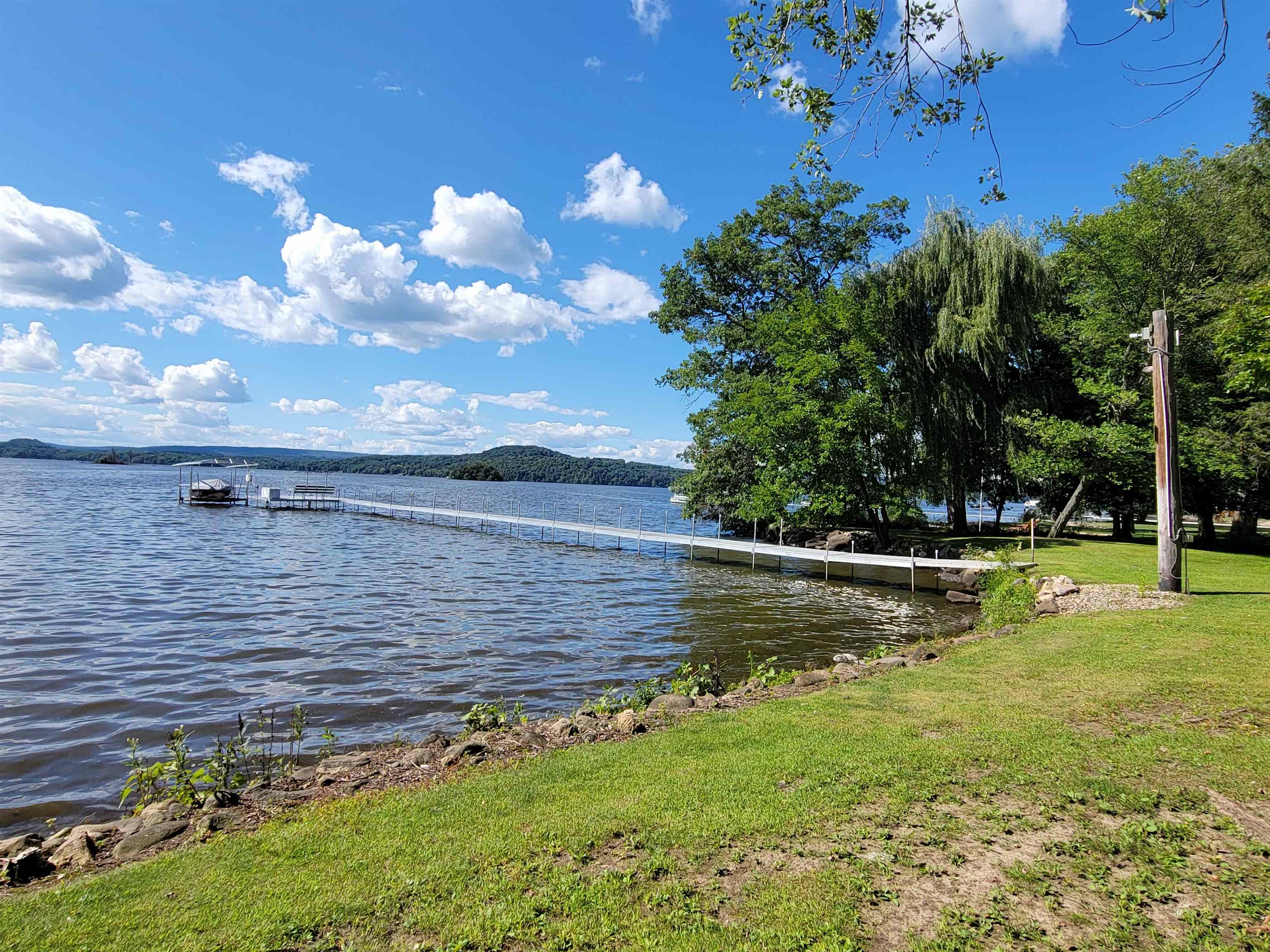 Poynette, Wisconsin, 53955, United States, 4 Bedrooms Bedrooms, ,2 BathroomsBathrooms,Residential,Active,1997880