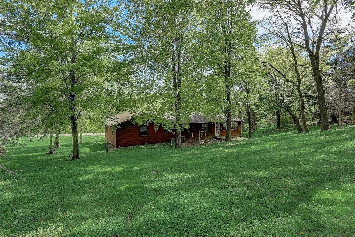 Lodi, Wisconsin, 53555, United States, 4 Bedrooms Bedrooms, ,2 BathroomsBathrooms,Residential,Contingent,2007323