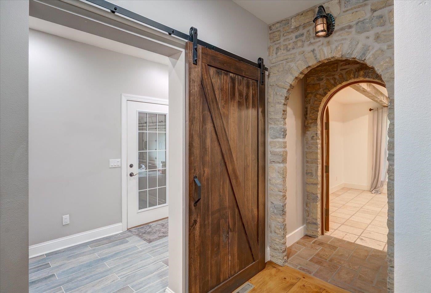 Verona, Wisconsin, 53593, United States, 5 Bedrooms Bedrooms, ,4 BathroomsBathrooms,Residential,Active,1913017