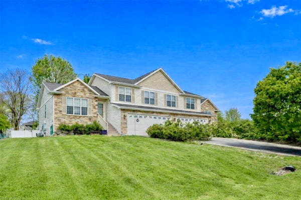 1002 SEVERSON DR # 1004, MADISON, WI 53718, photo 1 of 23