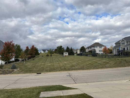 699 S STONE RIDGE DR, LAKE GENEVA, WI 53147 - Image 1