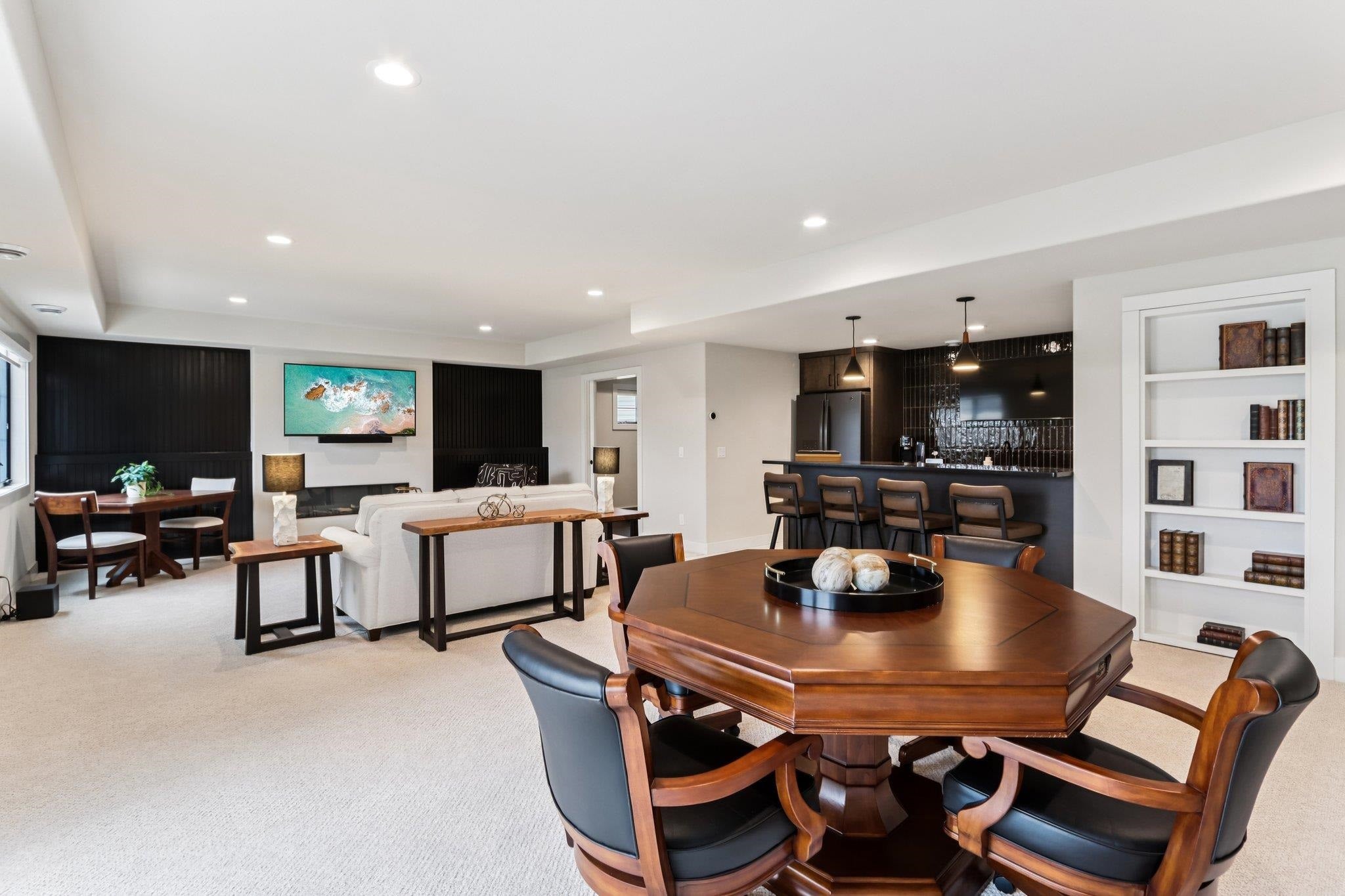 VIEWS OF THE COUNTRYSIDE + BACKS TO CONSERVANCY! IMPECCABLE TWO YEAR O – image 43