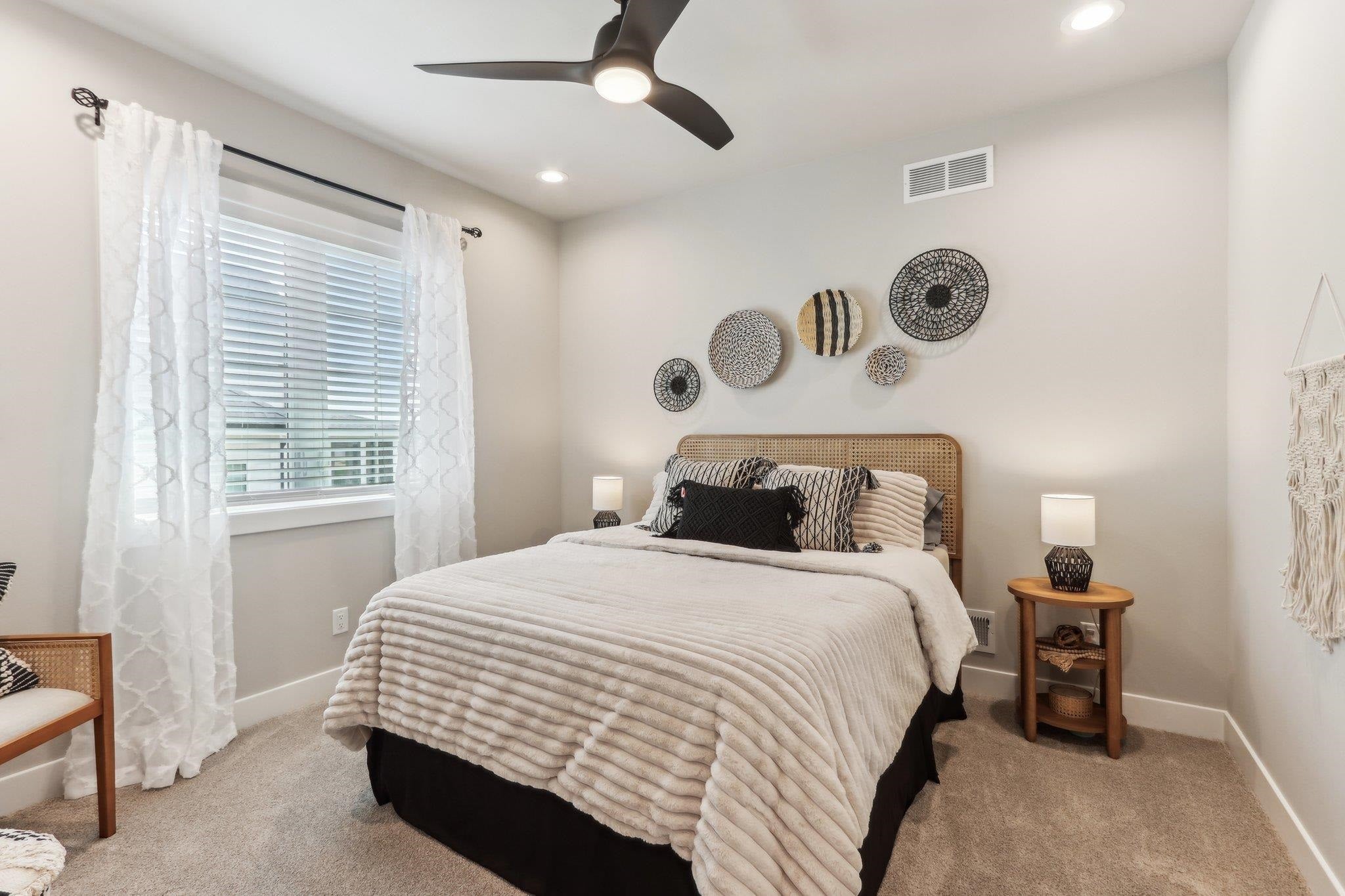 Waunakee, Wisconsin, 53597, United States, 4 Bedrooms Bedrooms, ,4 BathroomsBathrooms,Residential,Active,1892417