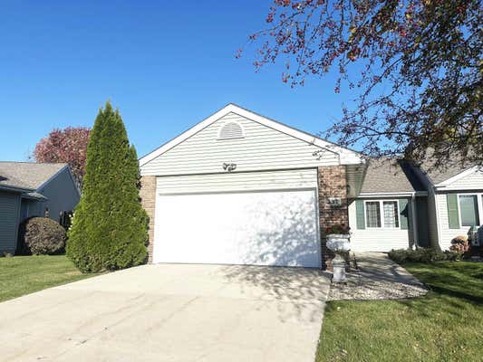 537 KENSINGTON SQ, STOUGHTON, WI 53589 - Image 1