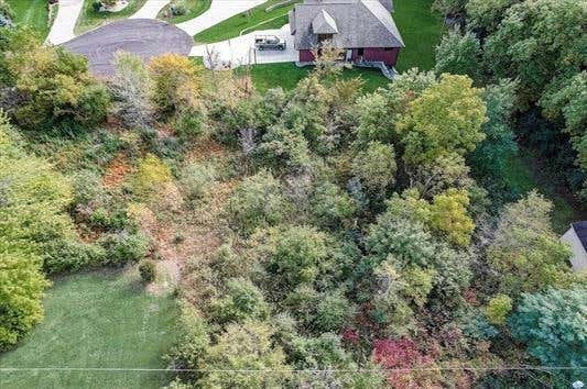 L2 COVES COURT, MERRIMAC, WI 53561, photo 3 of 12