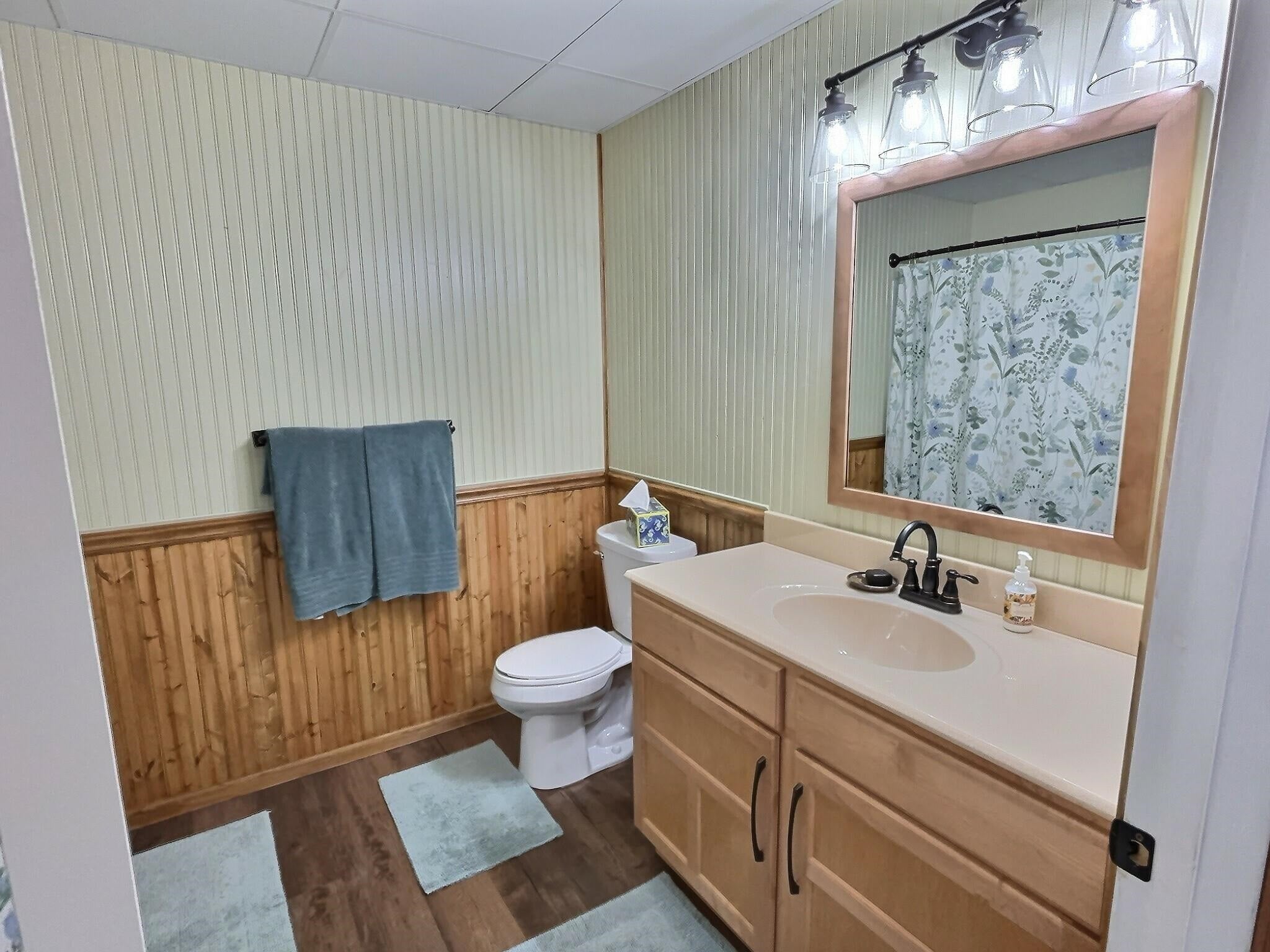 Stoughton, Wisconsin, 53589, United States, 4 Bedrooms Bedrooms, ,3 BathroomsBathrooms,Residential,Active,1929697