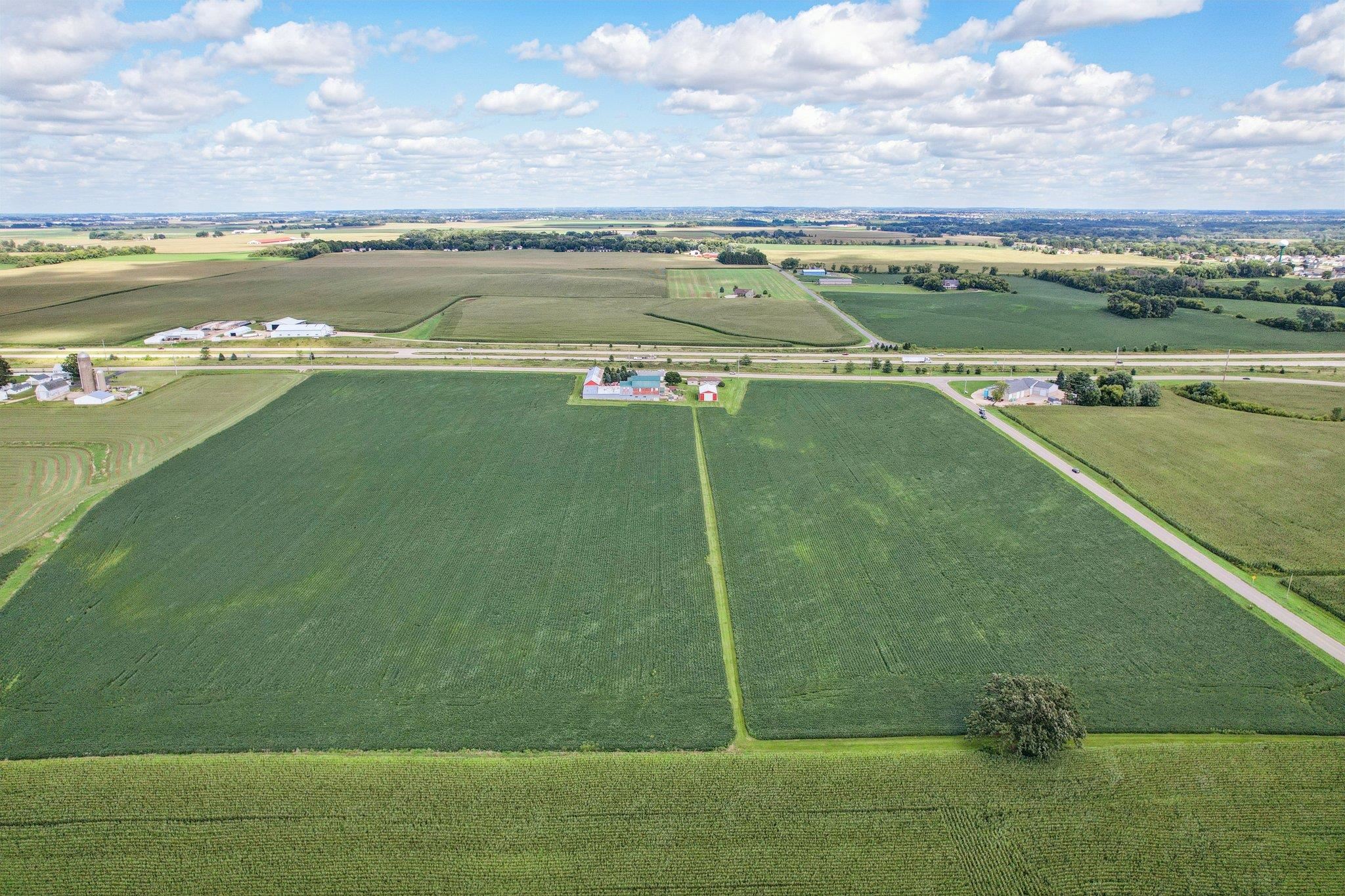 Deforest, Wisconsin, 53532, United States, 3 Bedrooms Bedrooms, ,1 BathroomBathrooms,Residential,Active,1929711