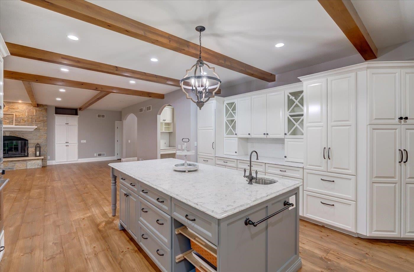 Verona, Wisconsin, 53593, United States, 5 Bedrooms Bedrooms, ,4 BathroomsBathrooms,Residential,Active,1913017